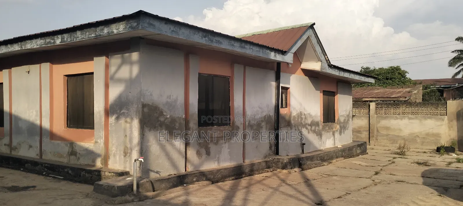 3bdrm Bungalow in Temidire Estate, Osogbo for sale in Osogbo