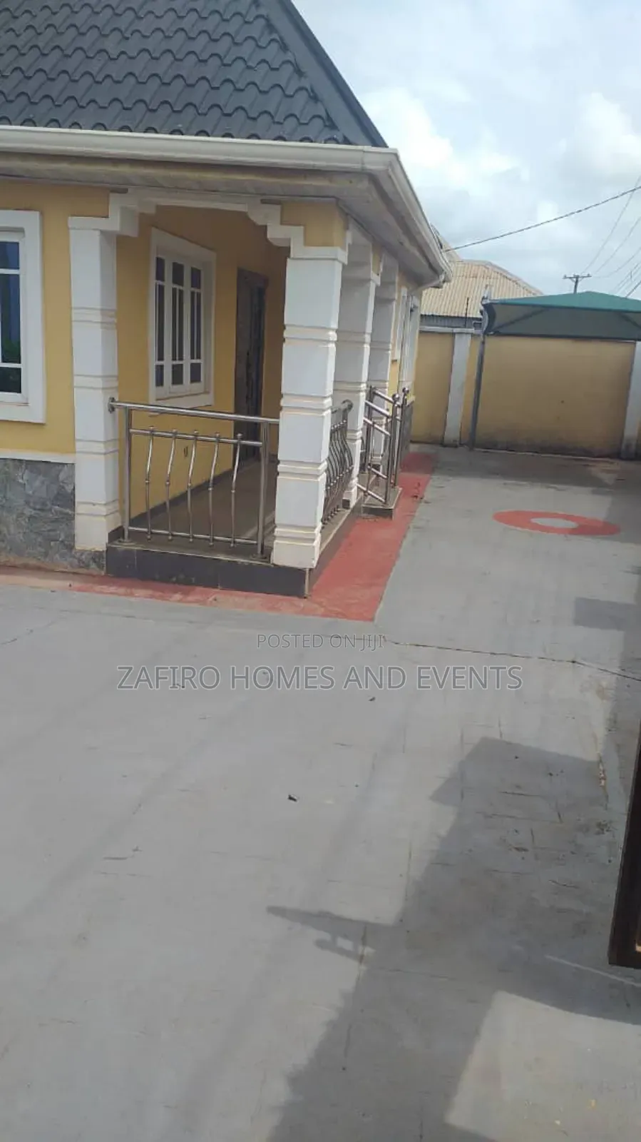 Furnished 3bdrm Bungalow in Ekerin,Ologuneru, for sale in Ibadan