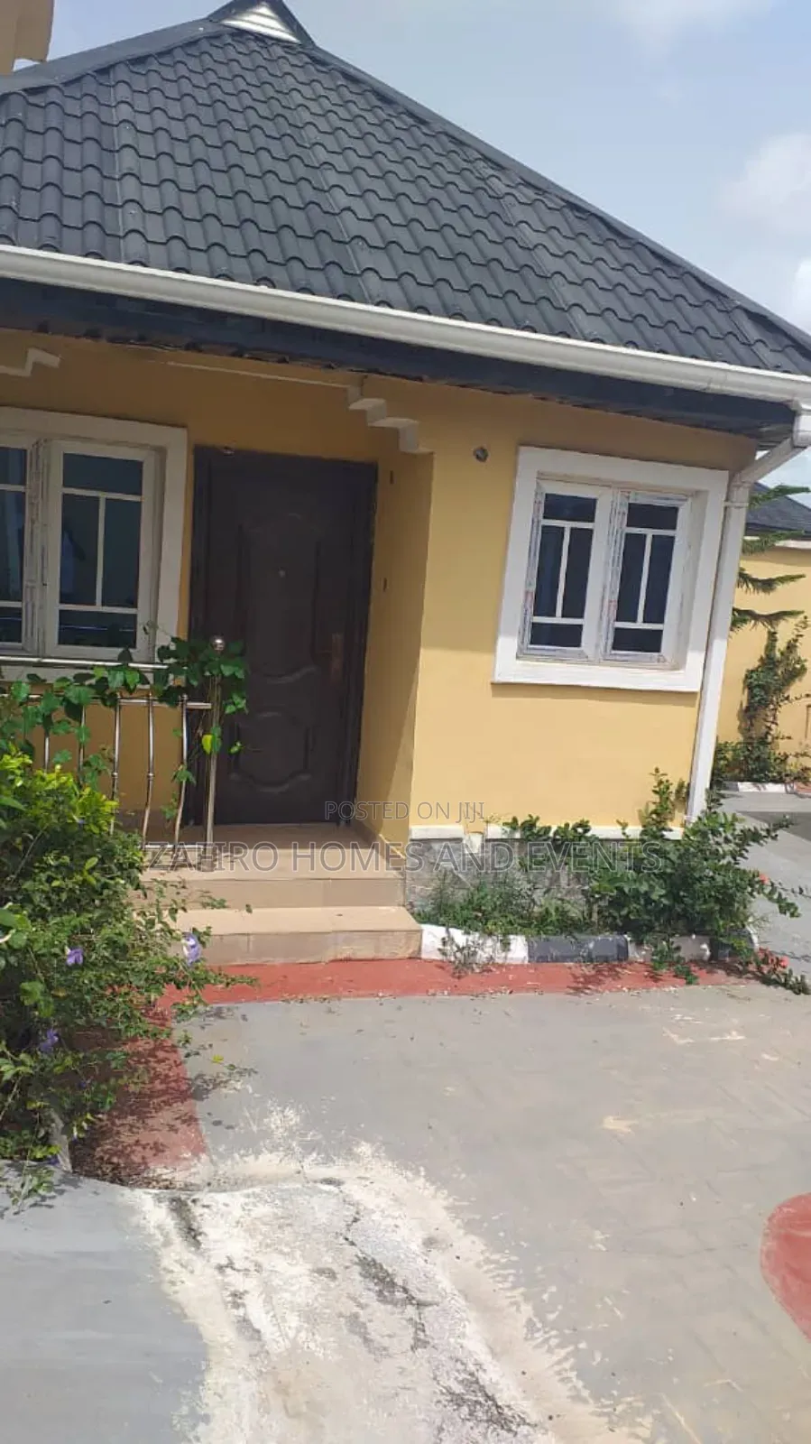 Furnished 3bdrm Bungalow in Ekerin,Ologuneru, for sale in Ibadan