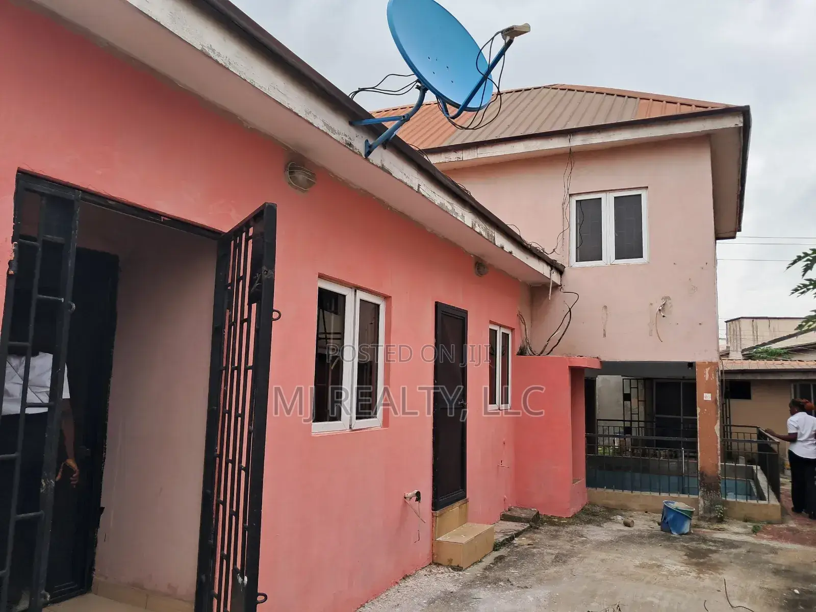 4bdrm Duplex in Millenuim/UPS for rent in Millenuim/UPS