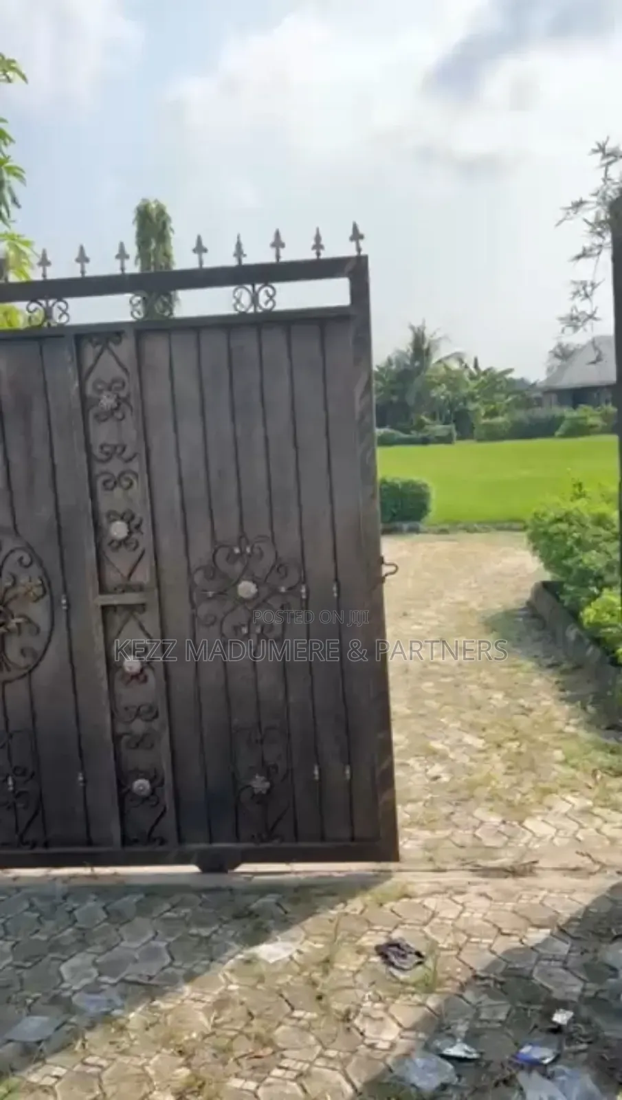To Let / Lease : Gardens / Park on 5 Plots by Eneka Flyover, Ph in Eneka