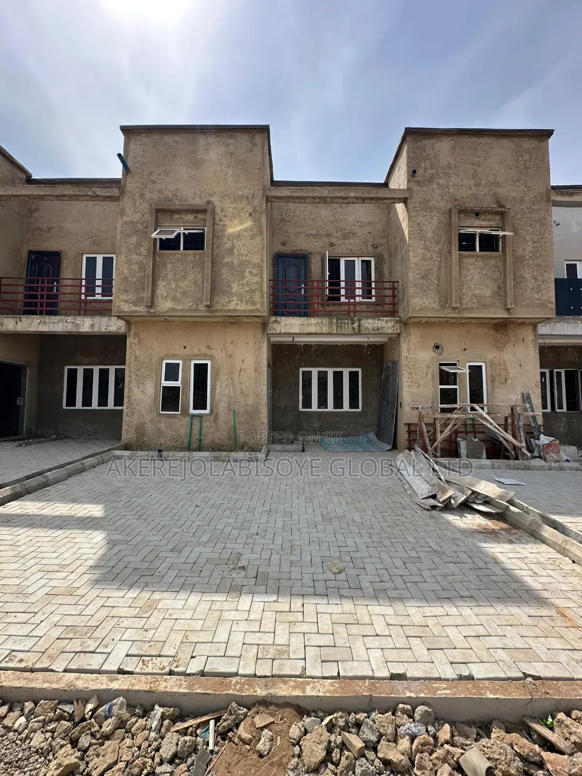 3bdrm Duplex in In An Estate for sale in Gwarinpa