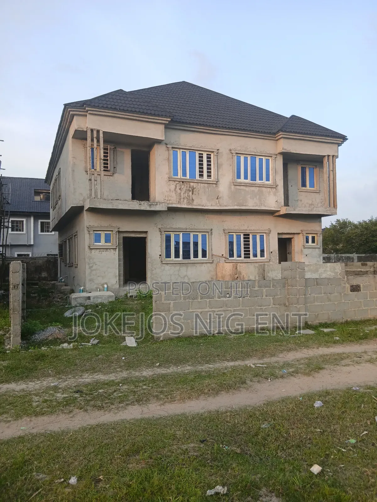 4bdrm Duplex In Gbetu New Road, Awoyaya For Sale in Awoyaya