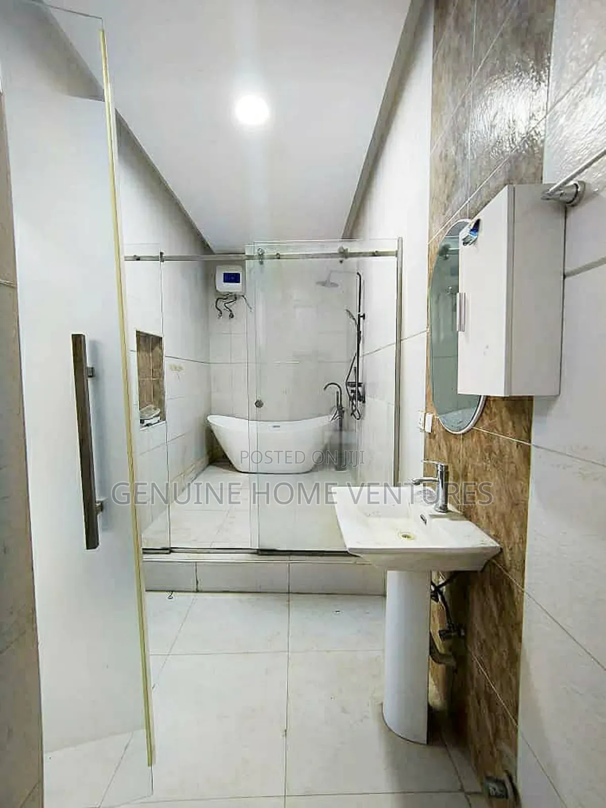5bdrm Duplex in Thomas Estate Ajah for rent in Thomas Estate
