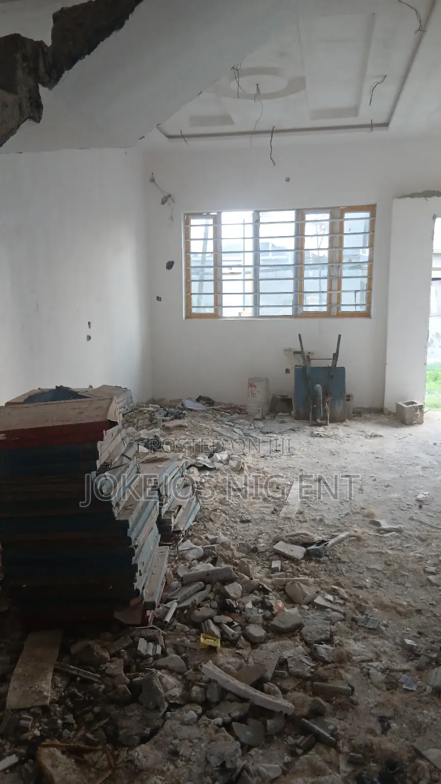 4bdrm Duplex In Gbetu New Road, Awoyaya For Sale in Awoyaya