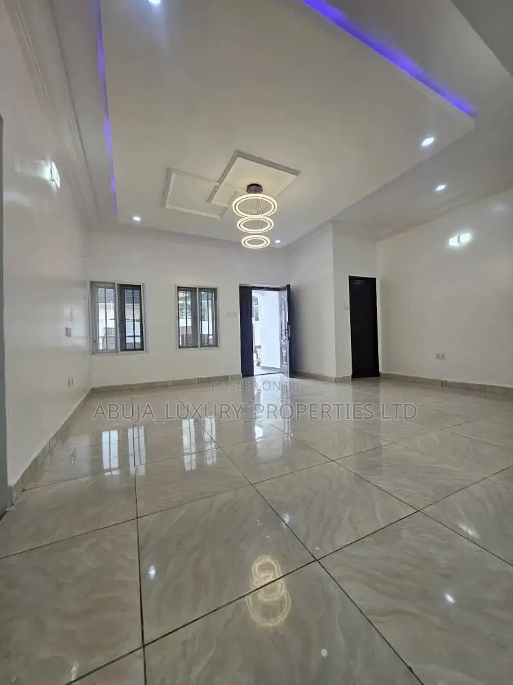 3bdrm Bungalow in Efab Queens Estate, Gwarinpa for sale in Gwarinpa