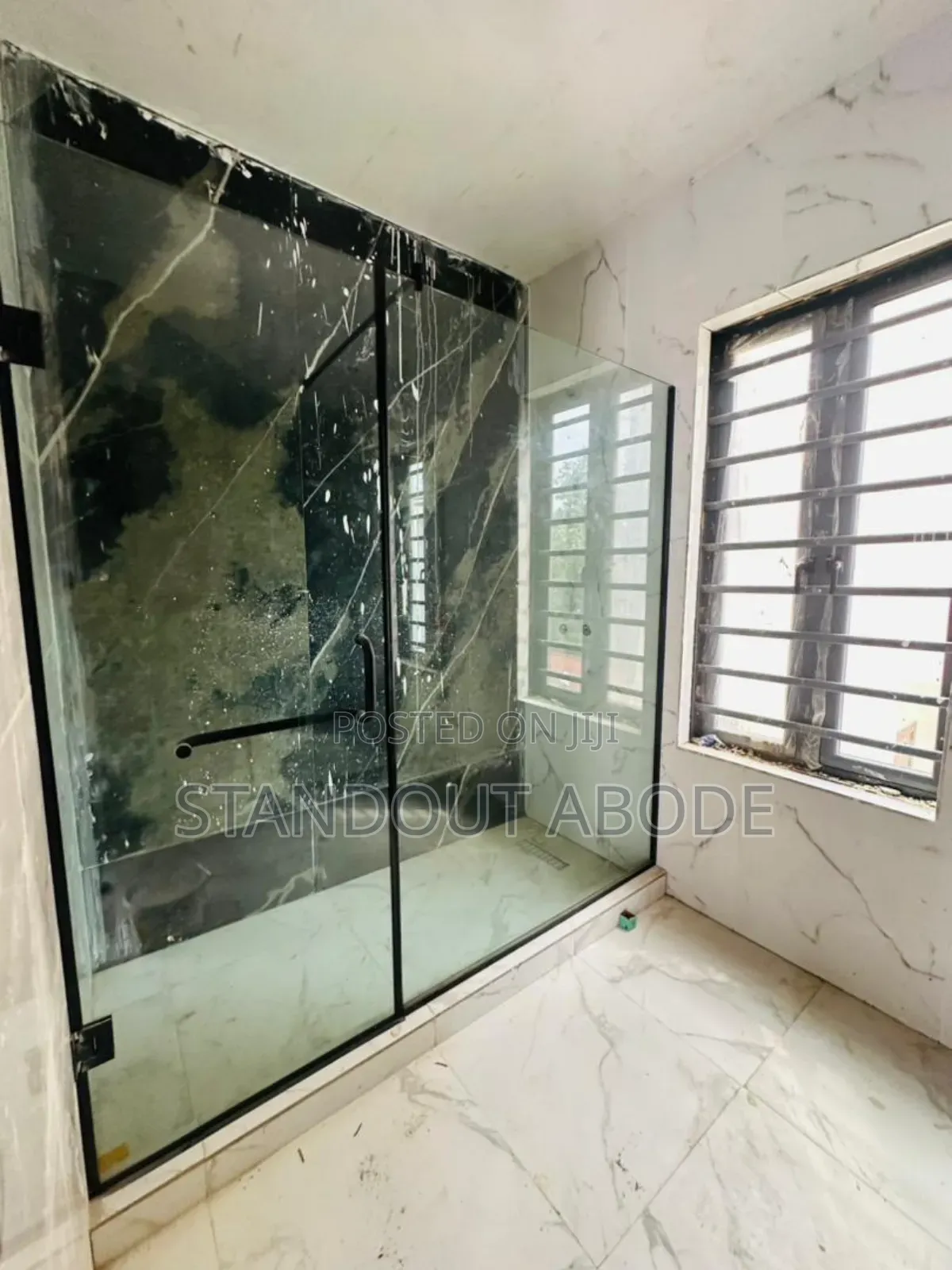 5bdrm Duplex in In An Estate, Ikeja GRA for sale in Ikeja GRA
