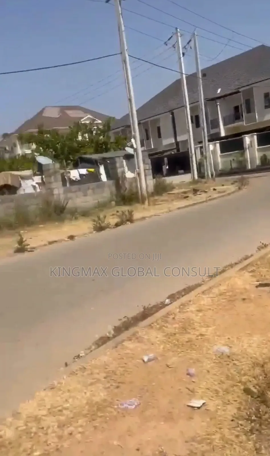 Residential Plot, 983.04m2 Approximately 1000m2 Cofo. 
Prime Location. in Jahi