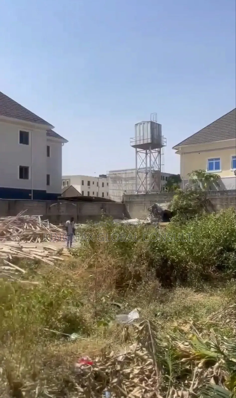 Residential Plot, 1,100m2 Cofo. Prime Location. in Jahi