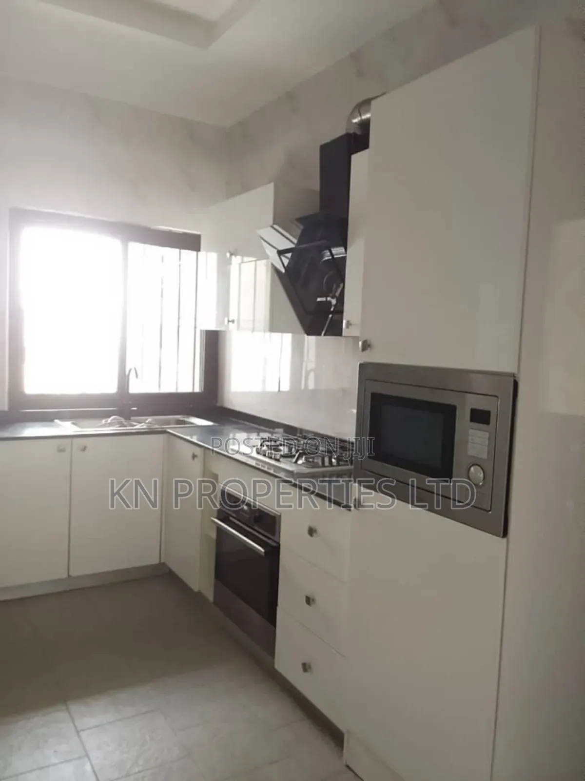 Furnished 3bdrm Apartment in 45K Us Dollars, Wuse 2 for rent in Wuse 2