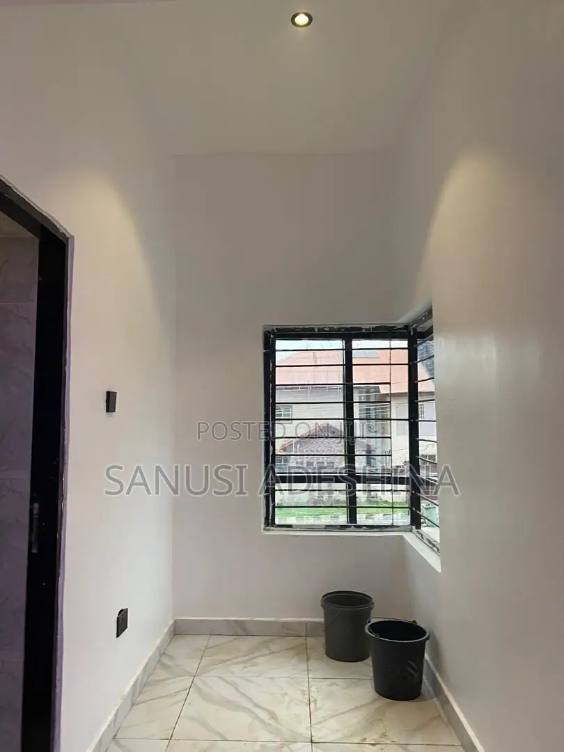 4bdrm Duplex in Wuye Main,Fct Abuja for sale in Wuye