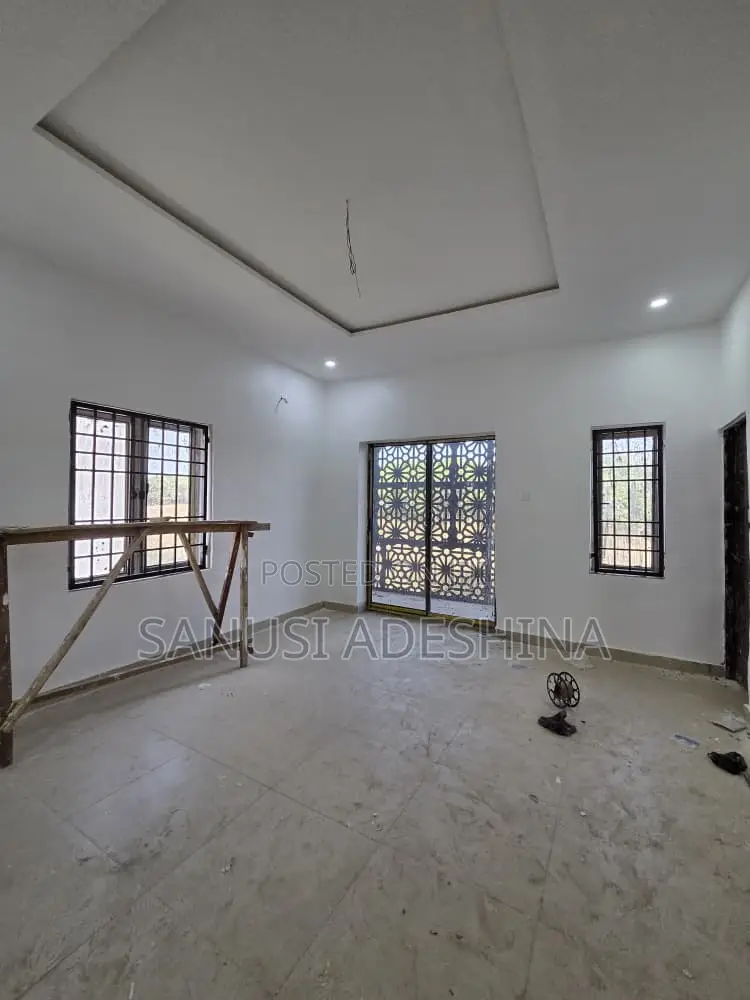 5bdrm Duplex in Kafe Garden ,Fct, Gwagwa for sale in Gwagwa