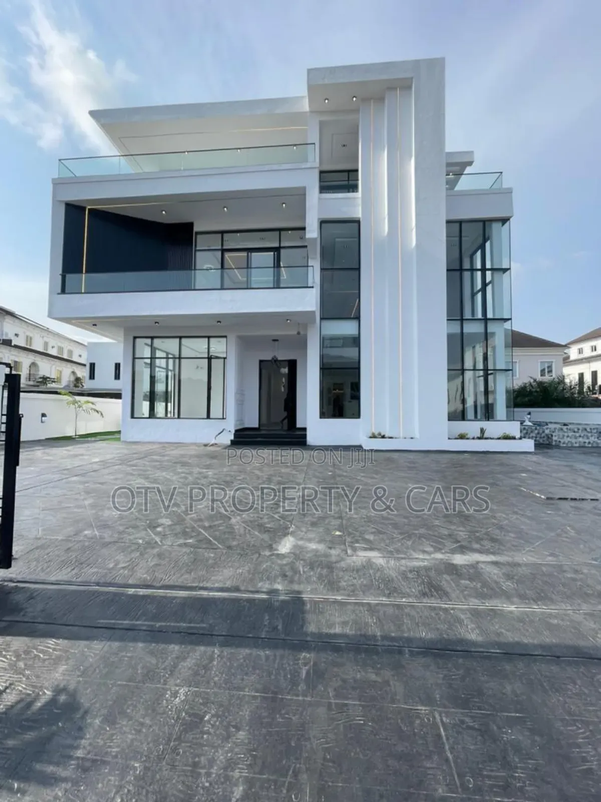 Furnished 5bdrm Duplex in VGC / Ajah for sale in VGC / Ajah