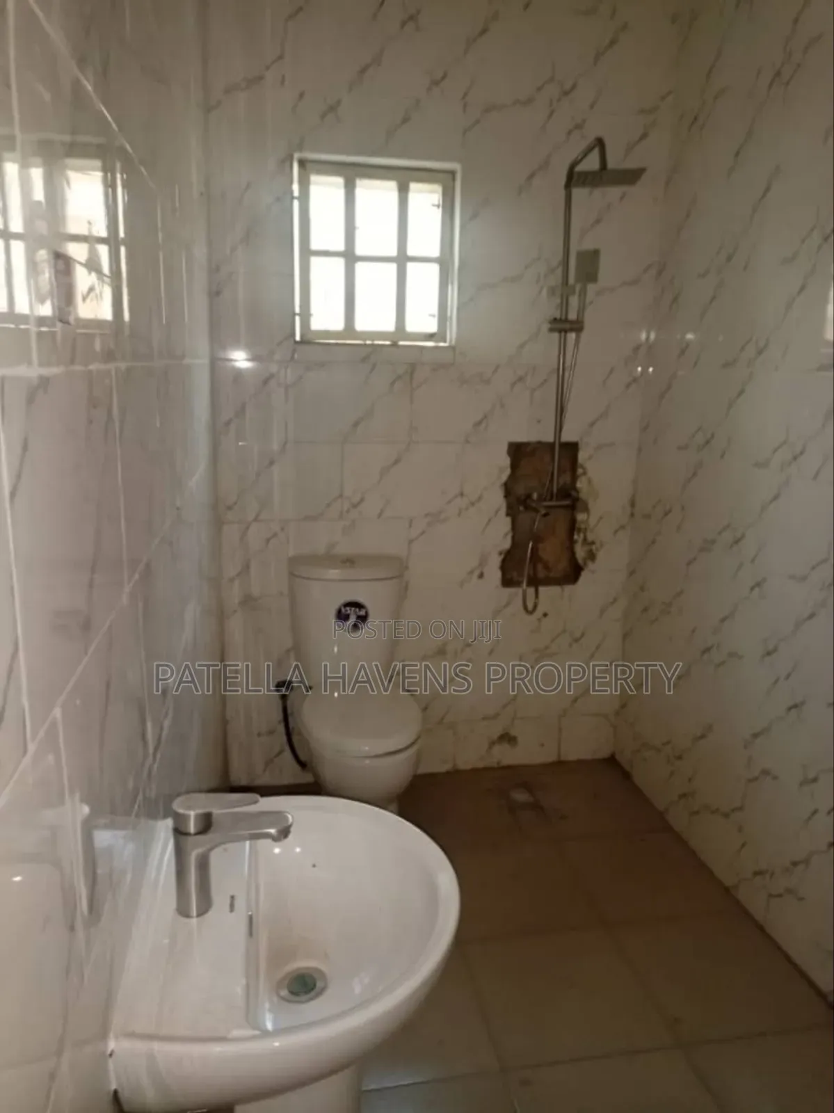 2bdrm Apartment in Gwarinpa for sale in Gwarinpa