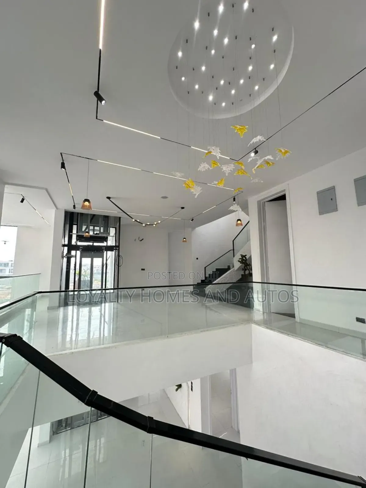 Furnished 5bdrm Duplex in Osapa london for sale in Osapa london