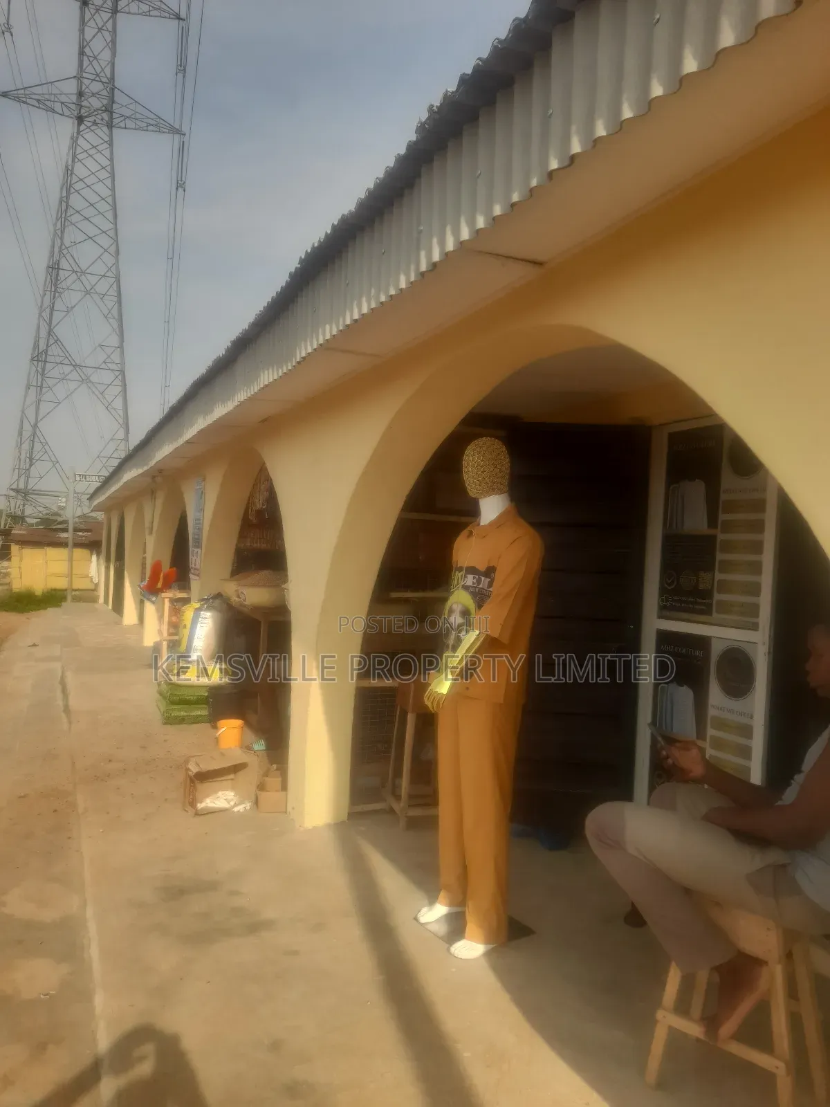 Shop for Rent at Kola Mao Junction in Alagbado