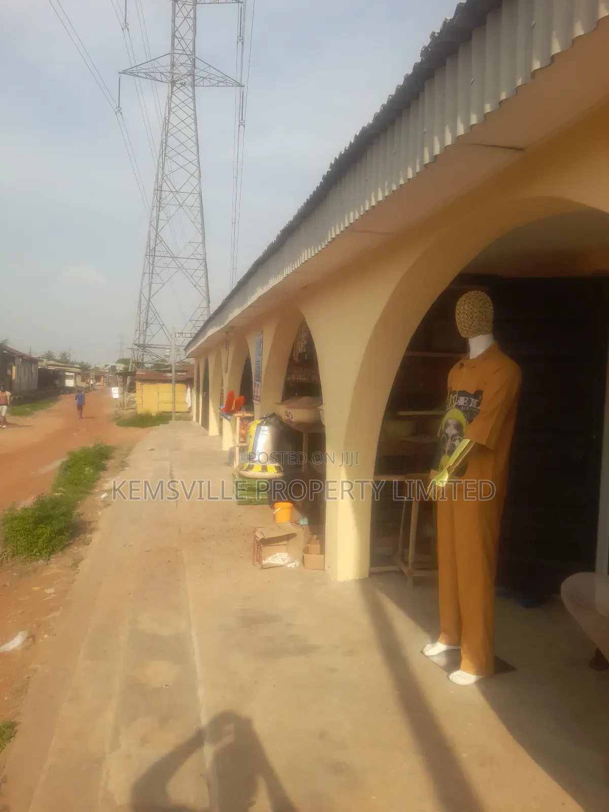 Shop for Rent at Kola Mao Junction in Alagbado