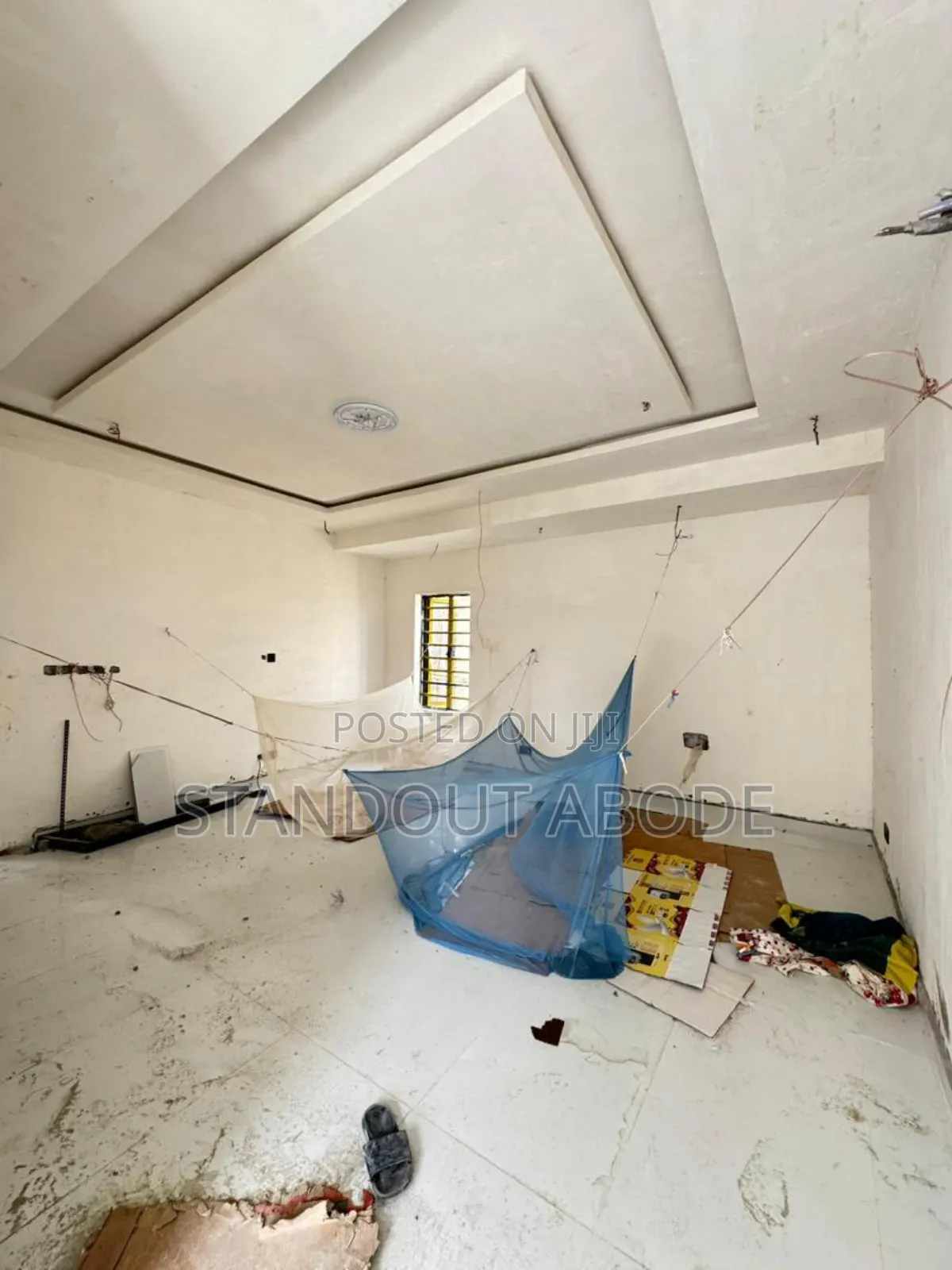 5bdrm Duplex in In A Secure Area, Surulere for sale in Surulere