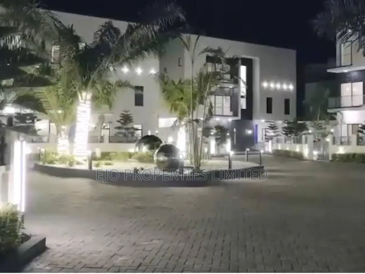 Furnished 5bdrm Mansion in Banana Island for sale in Banana Island