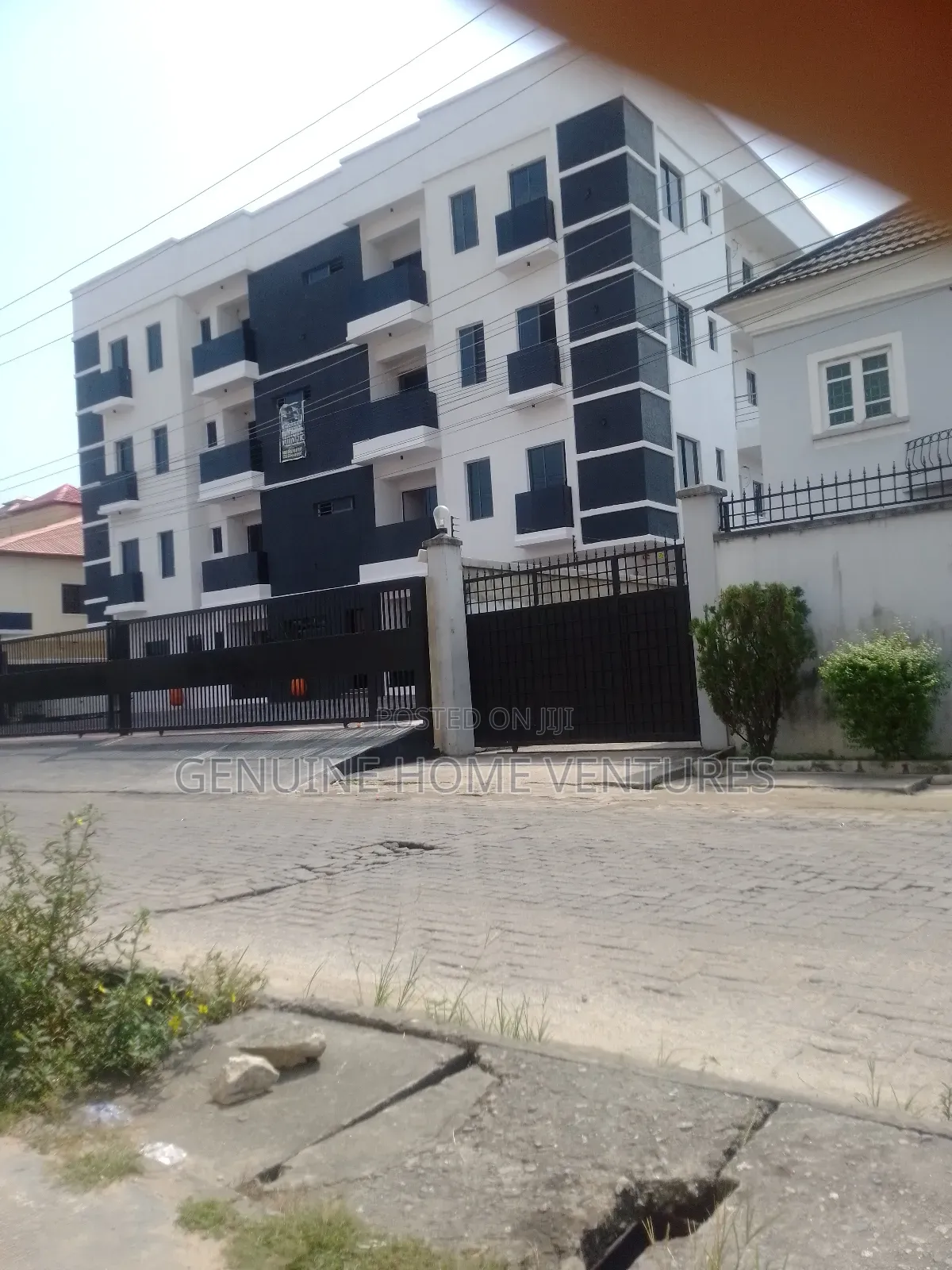 3bdrm Apartment in Lekki Phase 1 Lekki for sale in Lekki Phase 1