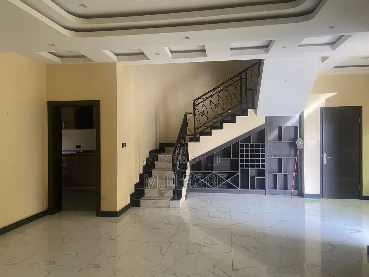4bdrm Duplex in Walton Gate, Sangotedo for sale in Sangotedo