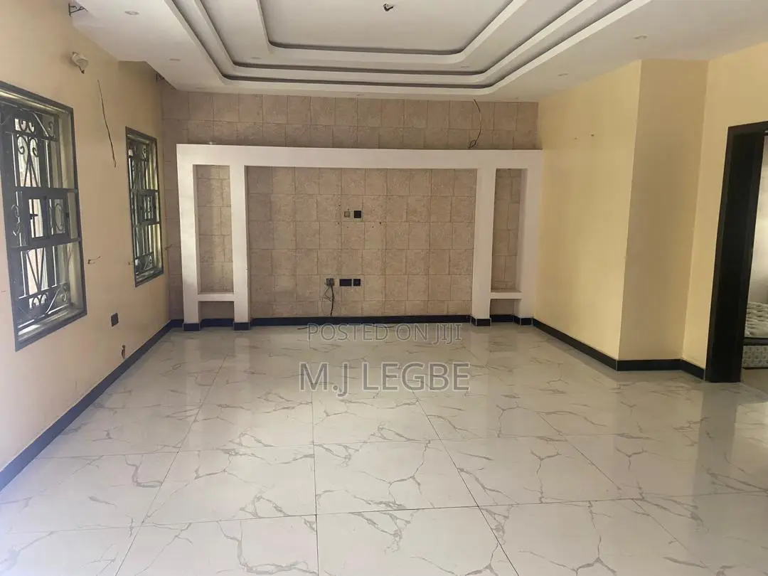 4bdrm Duplex in Walton Gate, Sangotedo for sale in Sangotedo