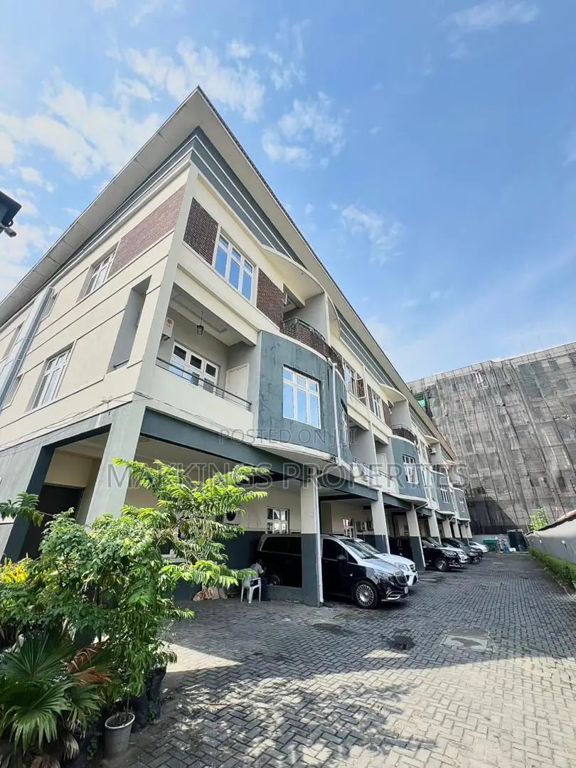 4bdrm Duplex in Victoria Island Extension for rent in Victoria Island Extension