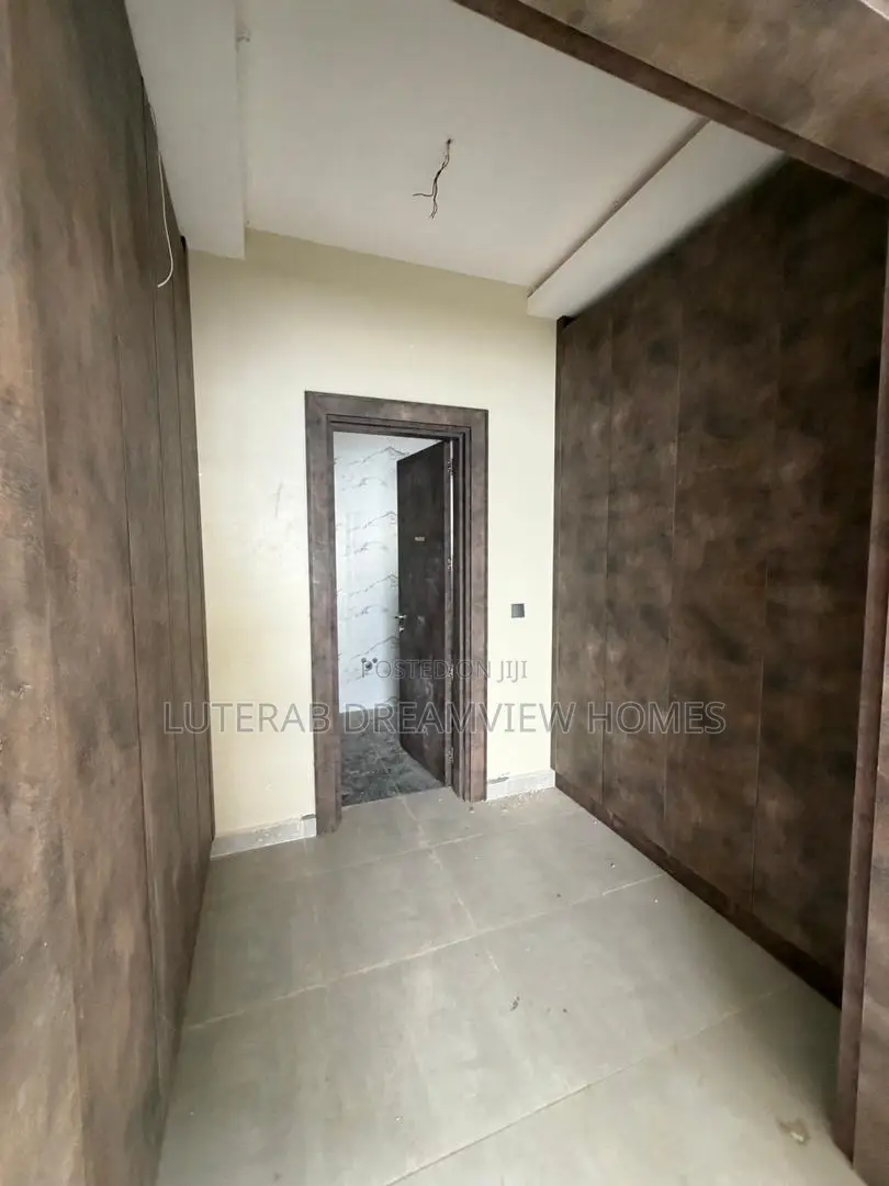 5bdrm Duplex in Katampe Extension for sale in Katampe Extension