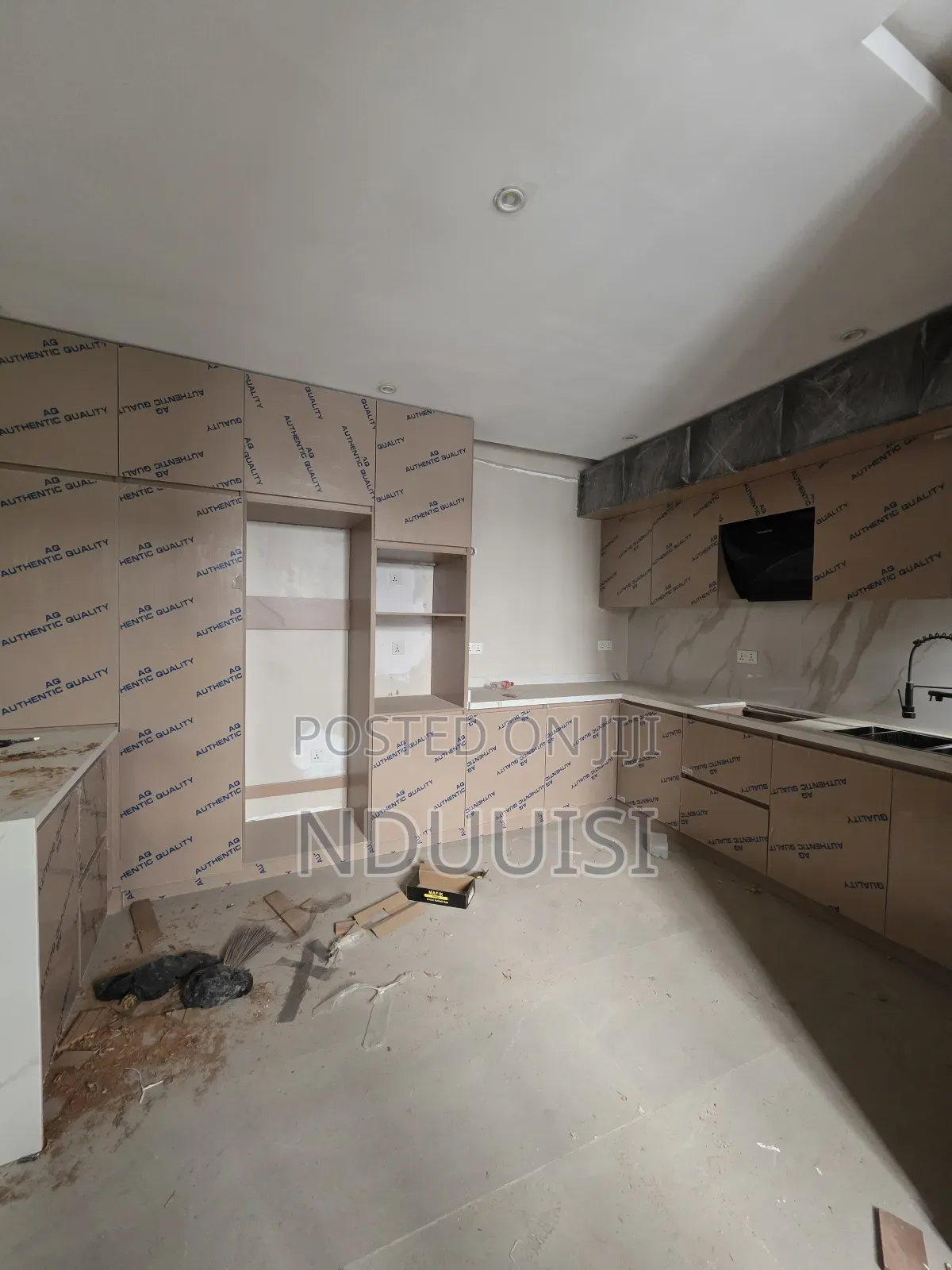 4bdrm Duplex in Lekki Phase 1 for sale in Lekki Phase 1