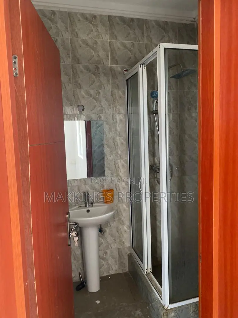 Mini Flat in Thomas Estate for rent in Thomas Estate
