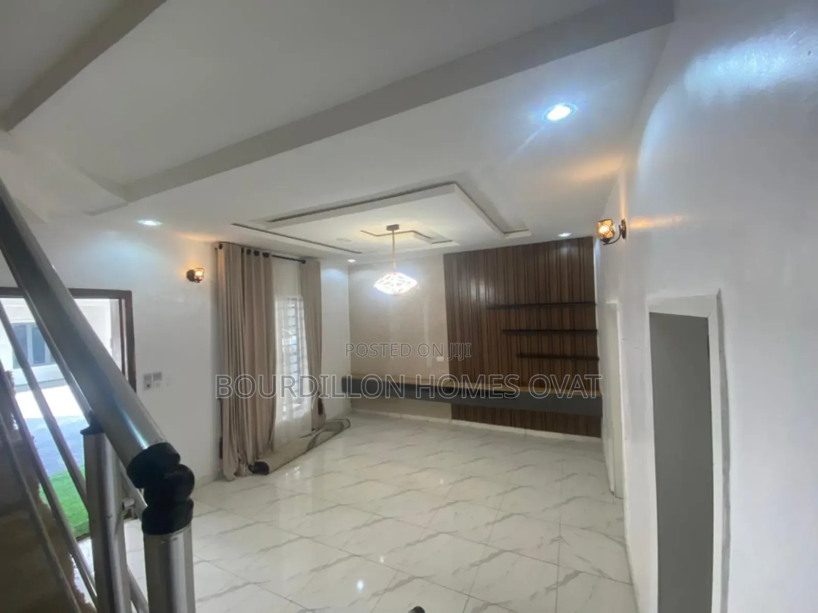 4bdrm Duplex in Ikota Villa Estate for rent in Ikota