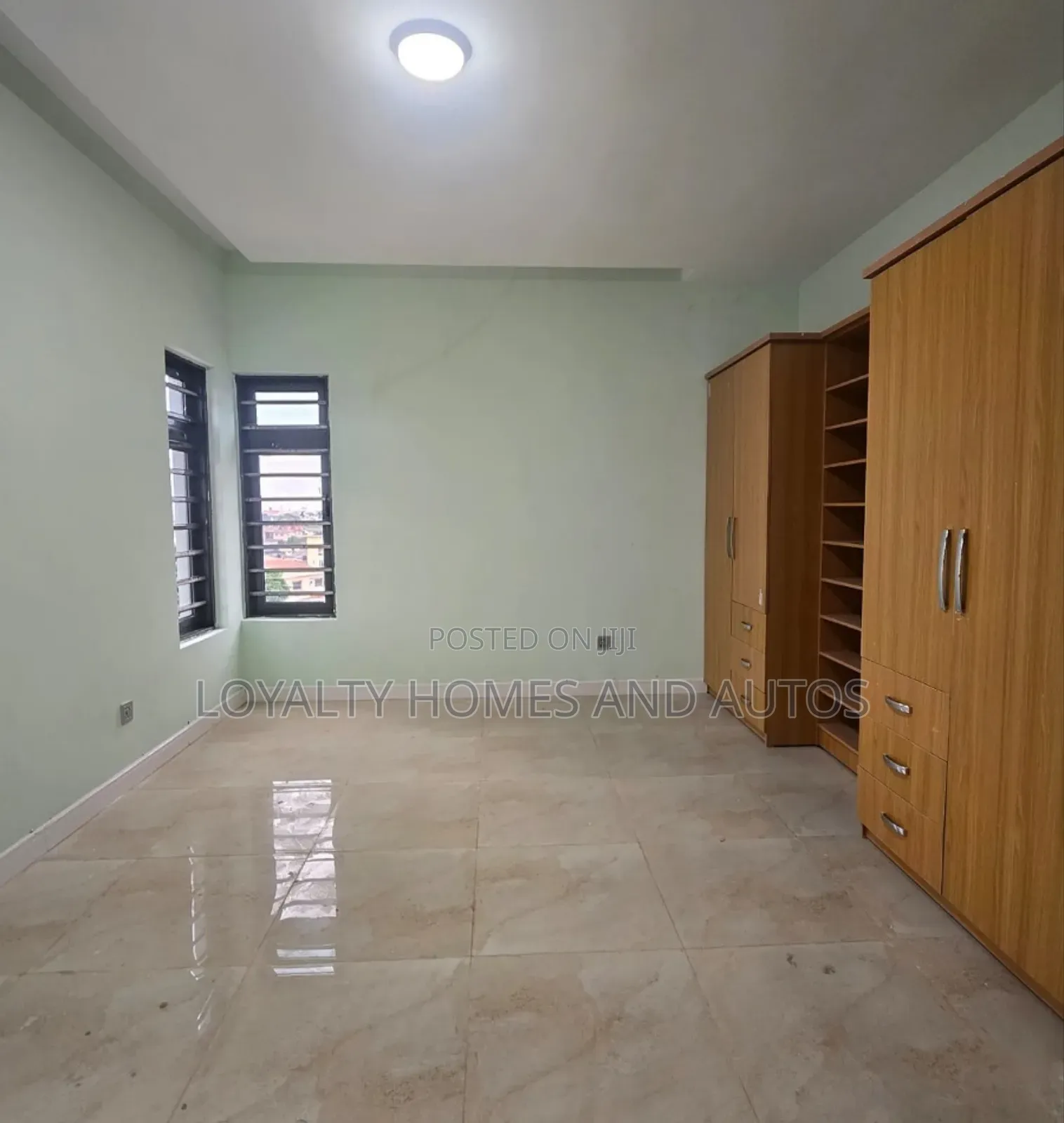 Furnished 4bdrm Duplex in Maryland for sale in Maryland