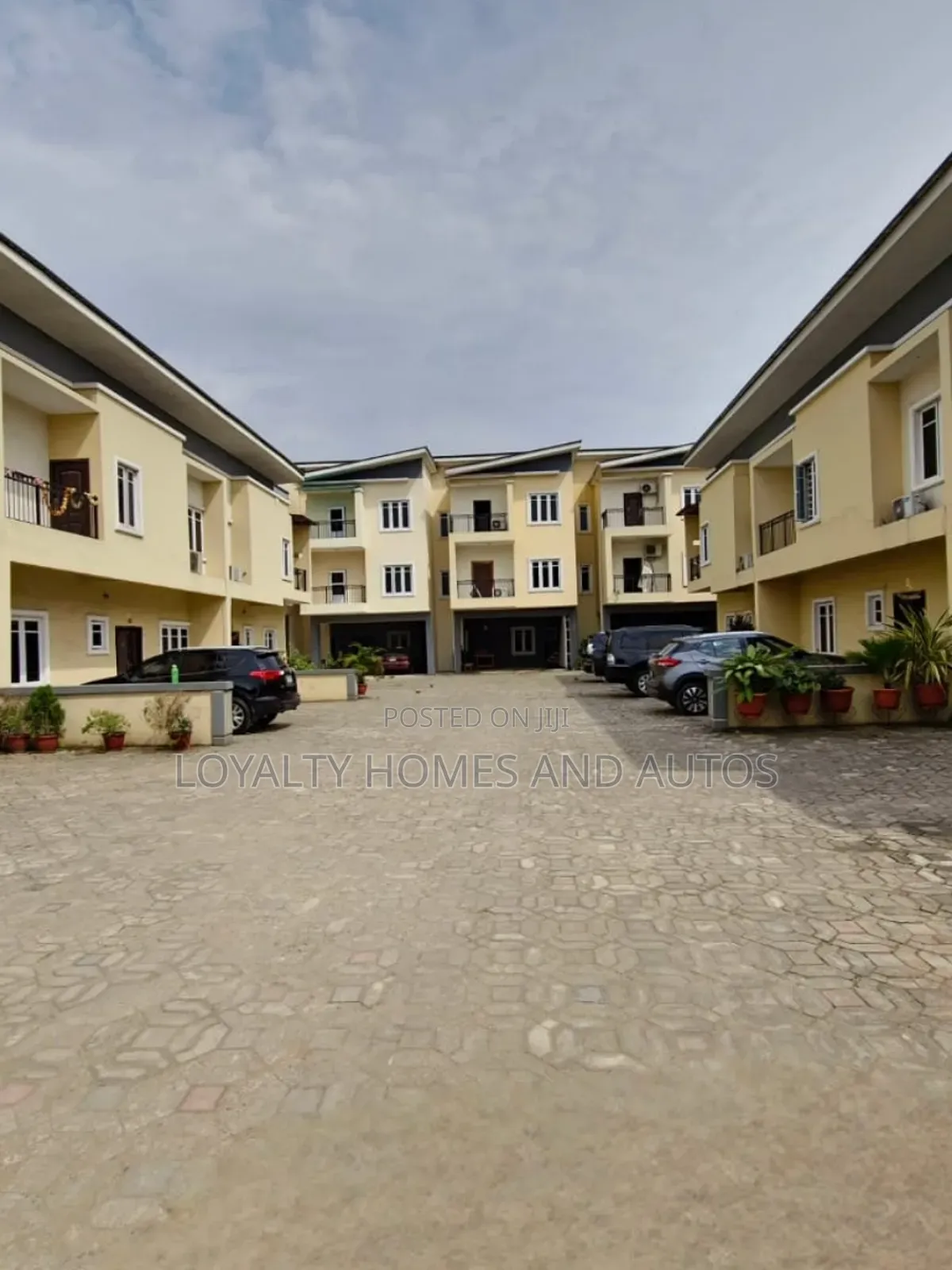 Furnished 4bdrm Townhouse/Terrace in Ilupeju for sale in Ilupeju