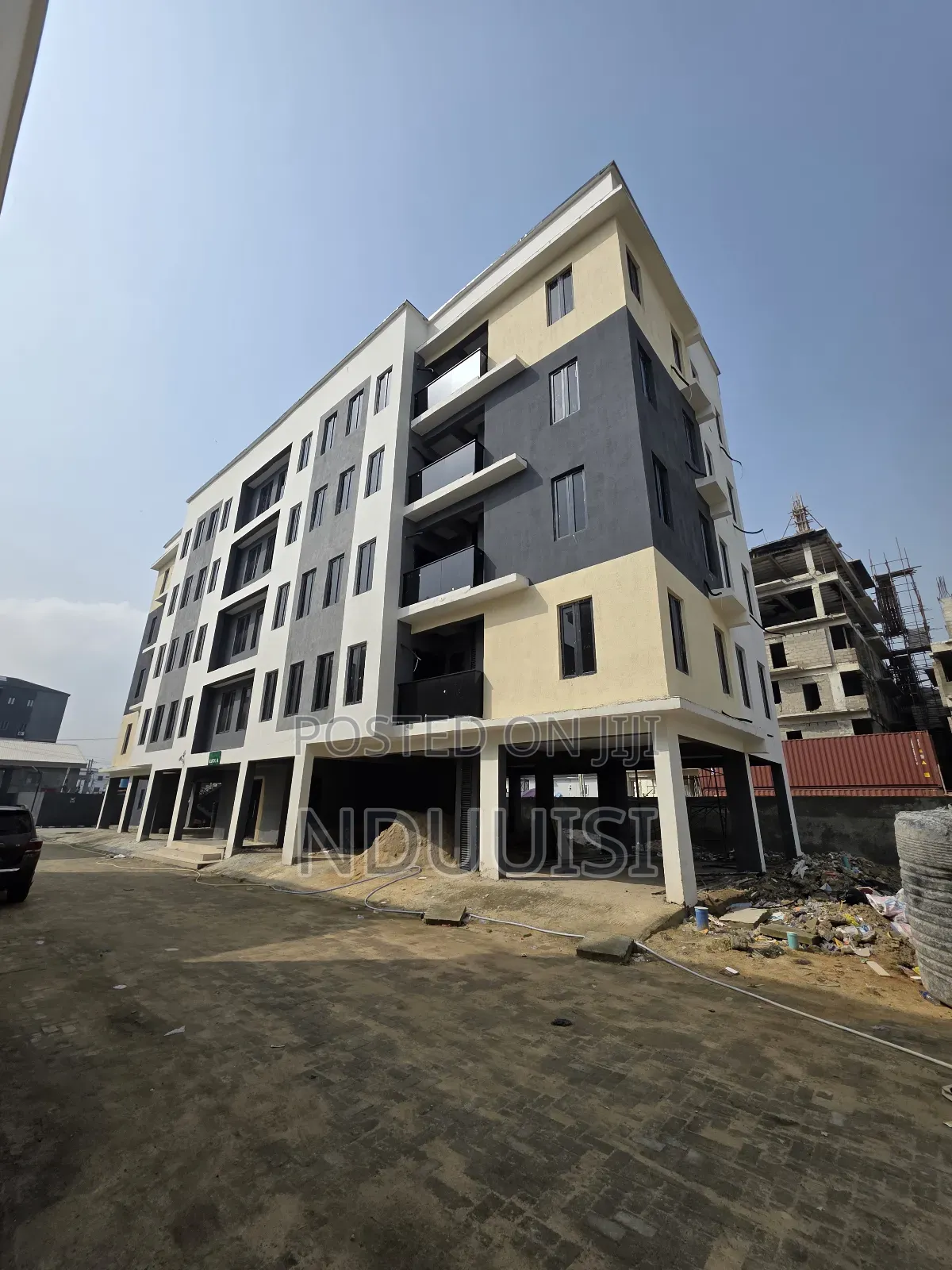 3bdrm Apartment in Lekki Phase 1 for sale in Lekki Phase 1