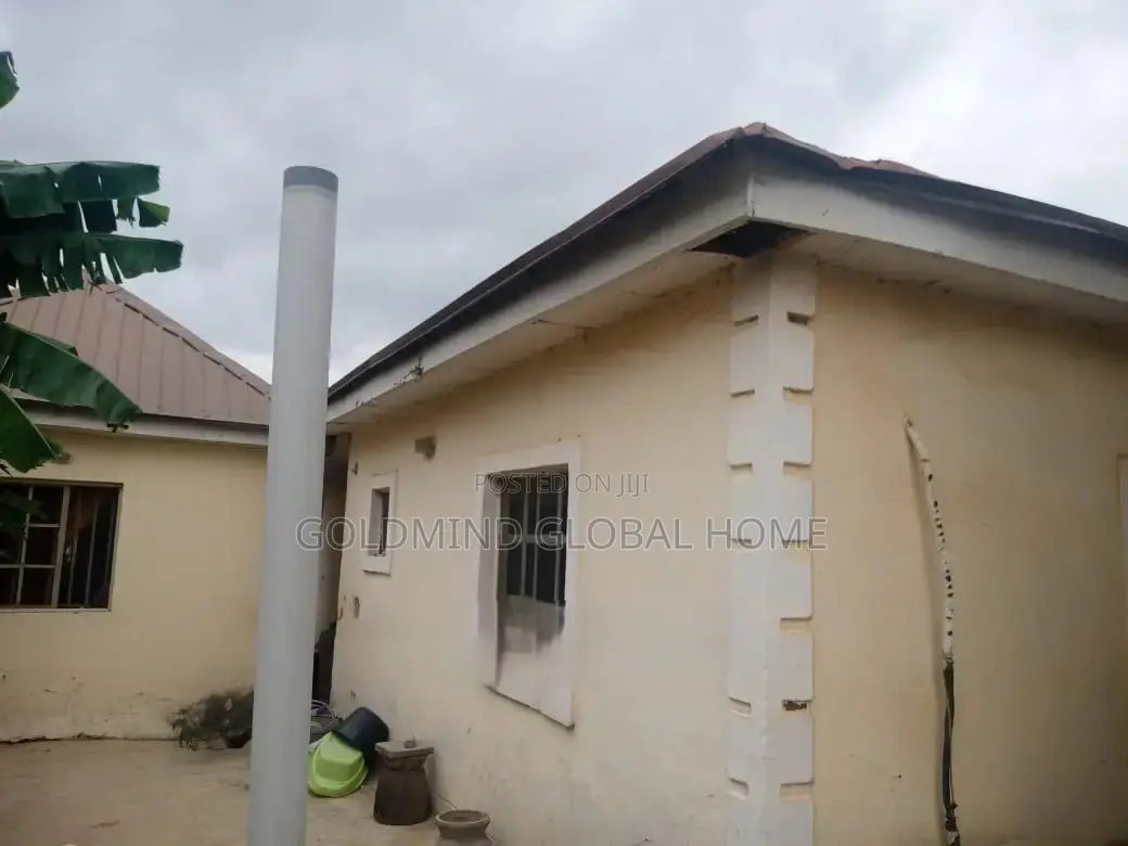 3bdrm Bungalow in Lugbe, FHA for sale in FHA