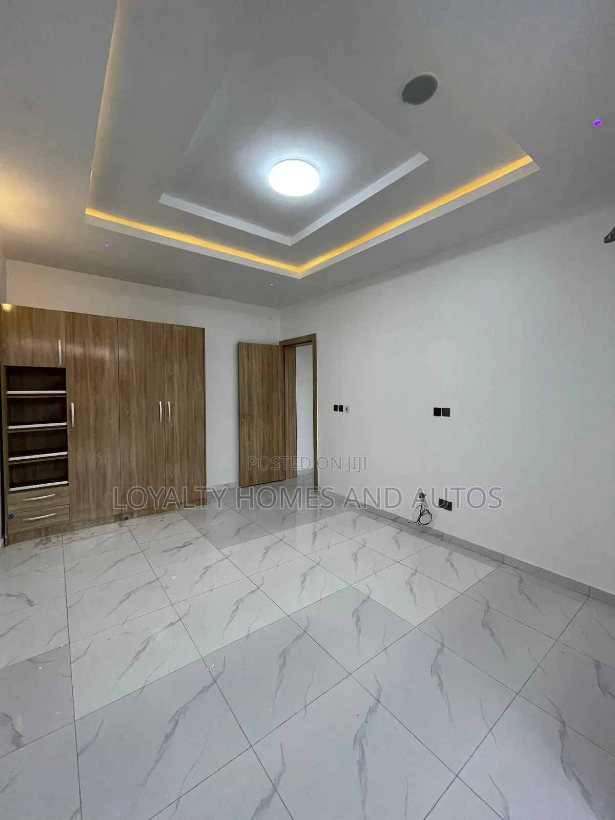 Furnished 2bdrm Apartment in Igbo-efon for sale in Igbo-efon
