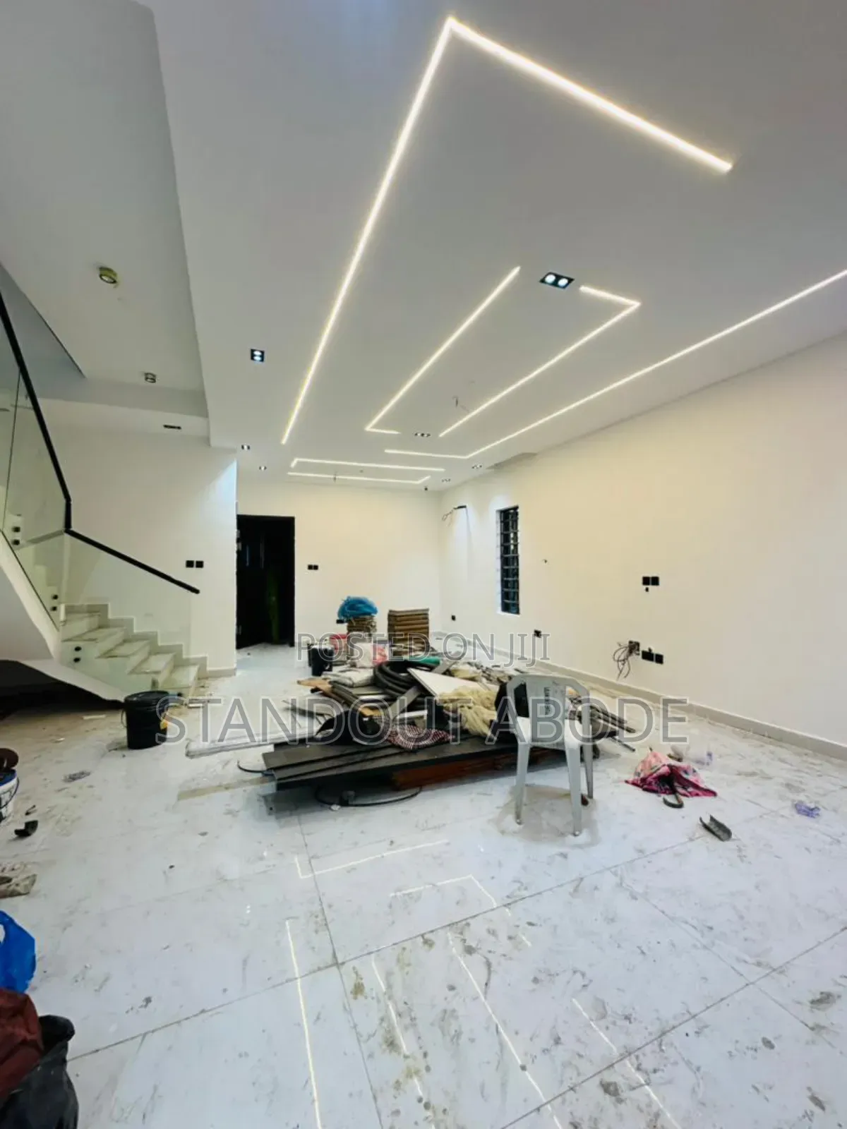 5bdrm Duplex in In A Secure Estate, GRA Phase 1 for sale in GRA Phase 1