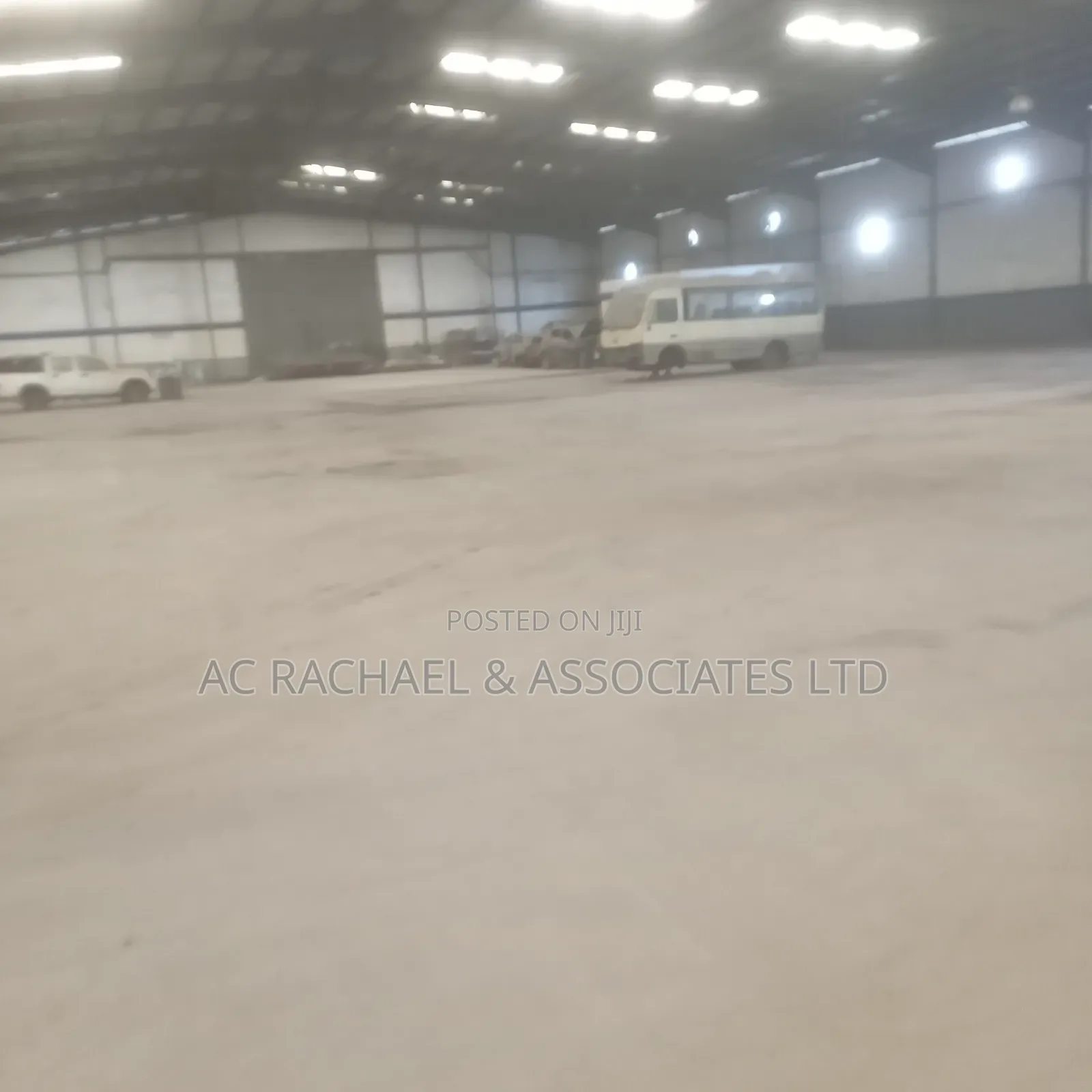 2400sqm Warehouse Off Oshodi Apapa Express Second Rainbow in Amuwo-Odofin