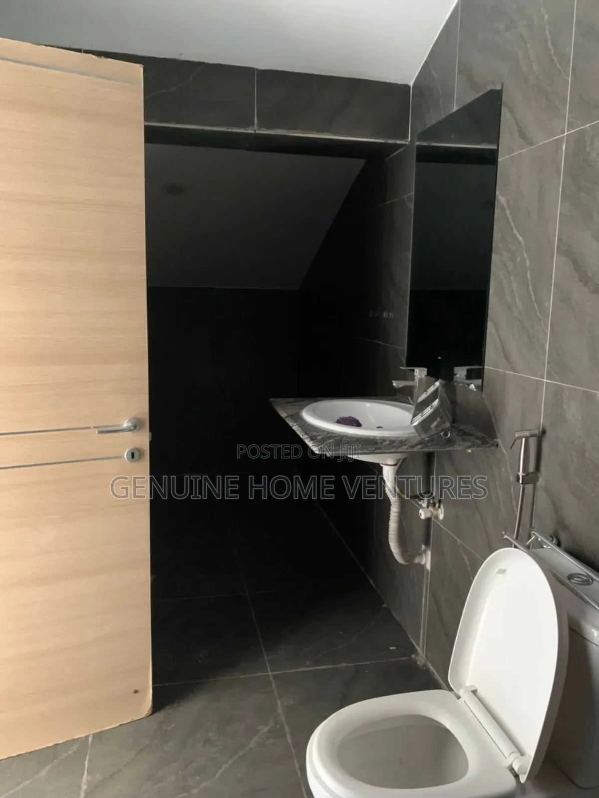 Studio Apartment in Lekki Phase 1 for rent in Lekki Phase 1