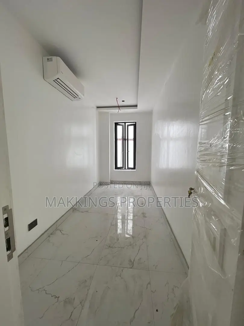3bdrm Apartment in Lekki Phase 1 for rent in Lekki Phase 1