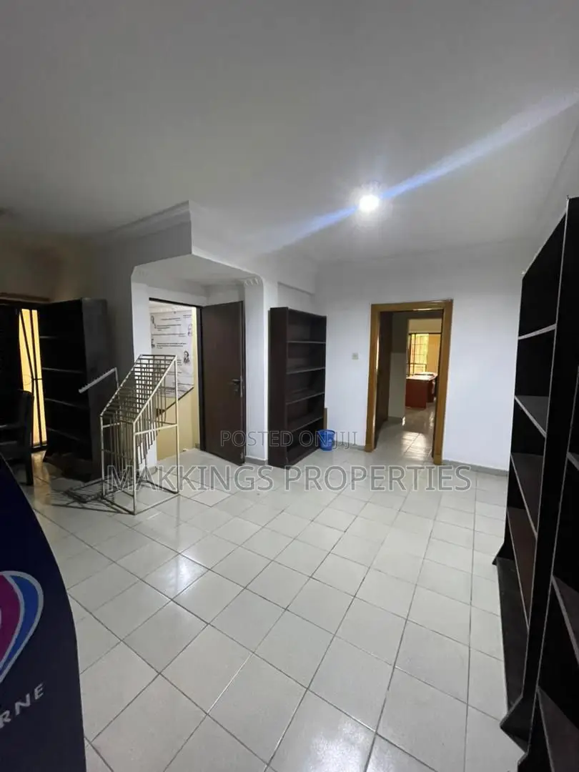 3bdrm Apartment in Lekki Phase 1 for rent in Lekki Phase 1