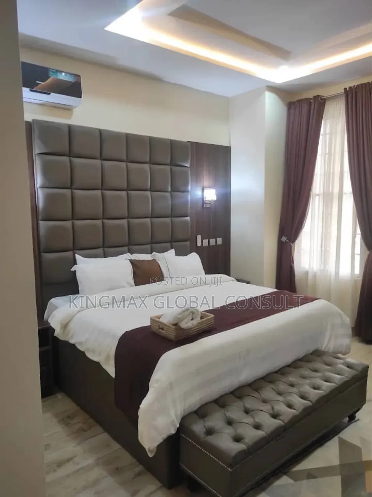 Jahi Functional Hotel With 15 Rooms Tarred Road in Jahi
