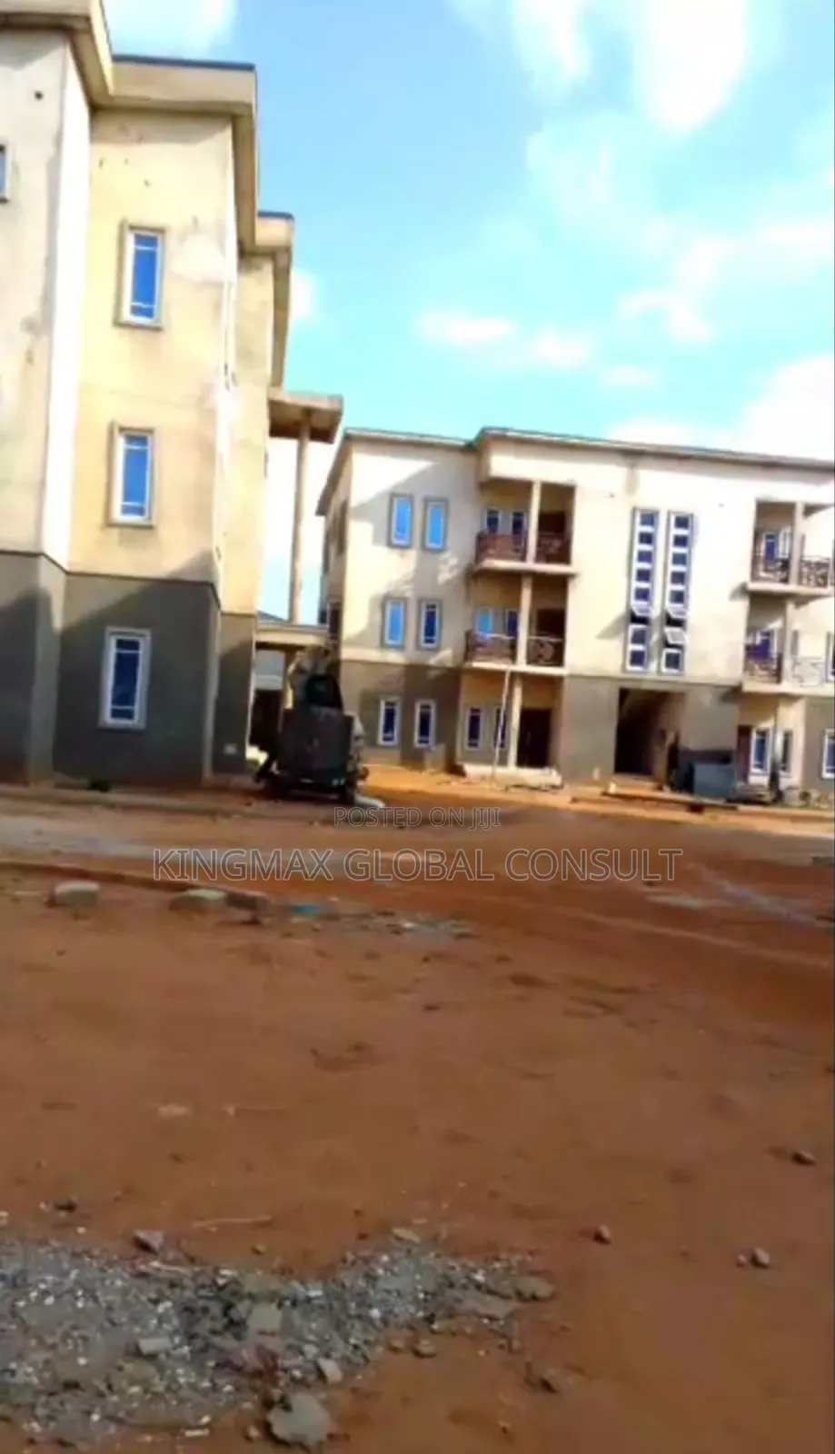 4bdrm Apartment in Lugbe Abuja for sale in Lugbe District