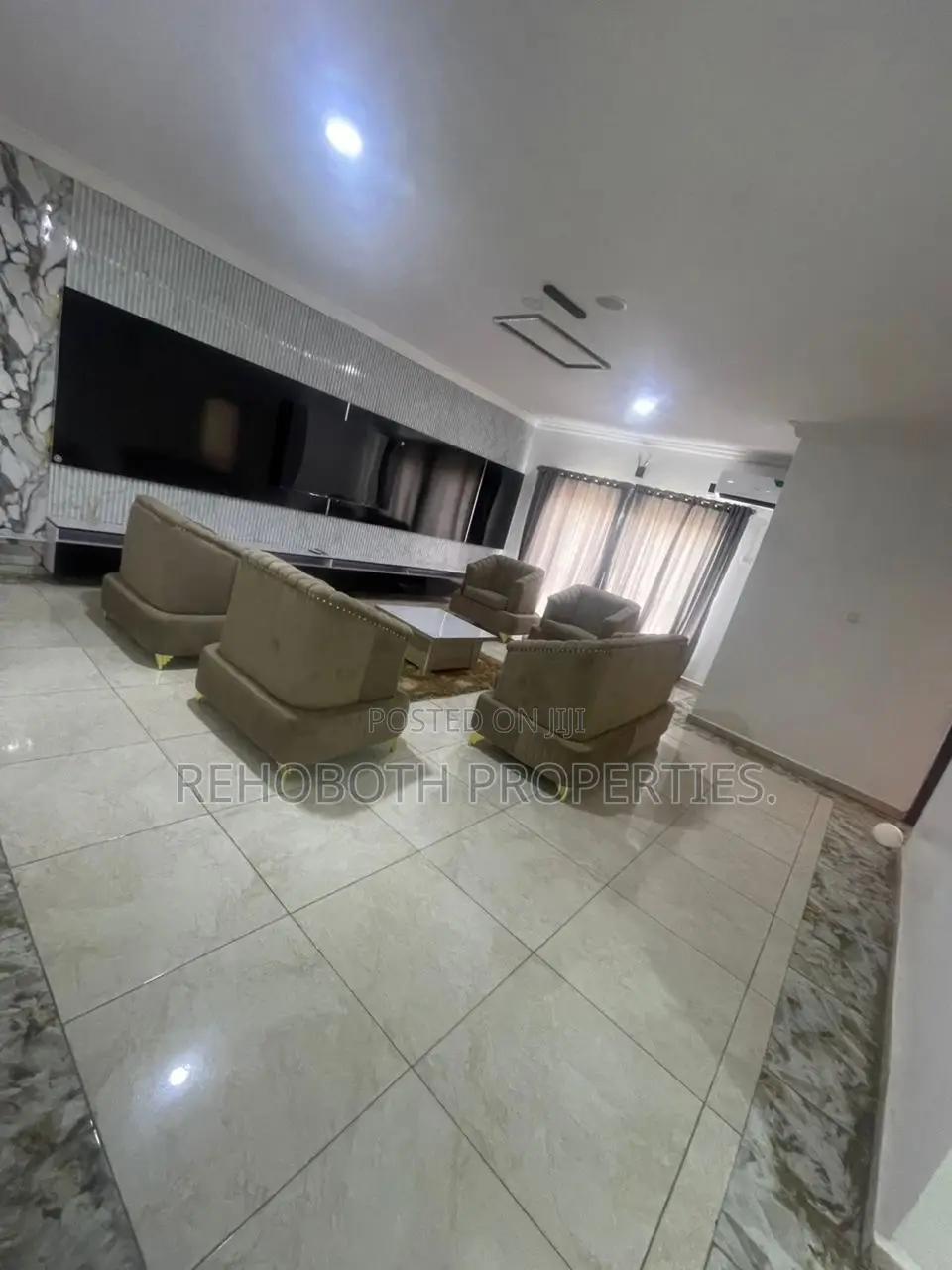 Furnished 4bdrm Duplex in Alalubosa for rent in Alalubosa