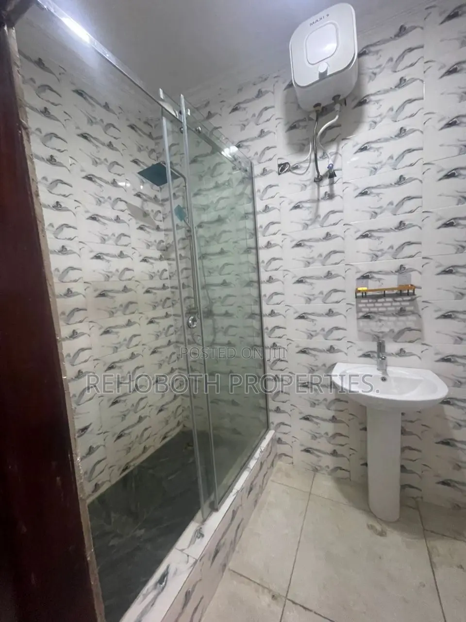 Furnished 4bdrm Duplex in Alalubosa for rent in Alalubosa