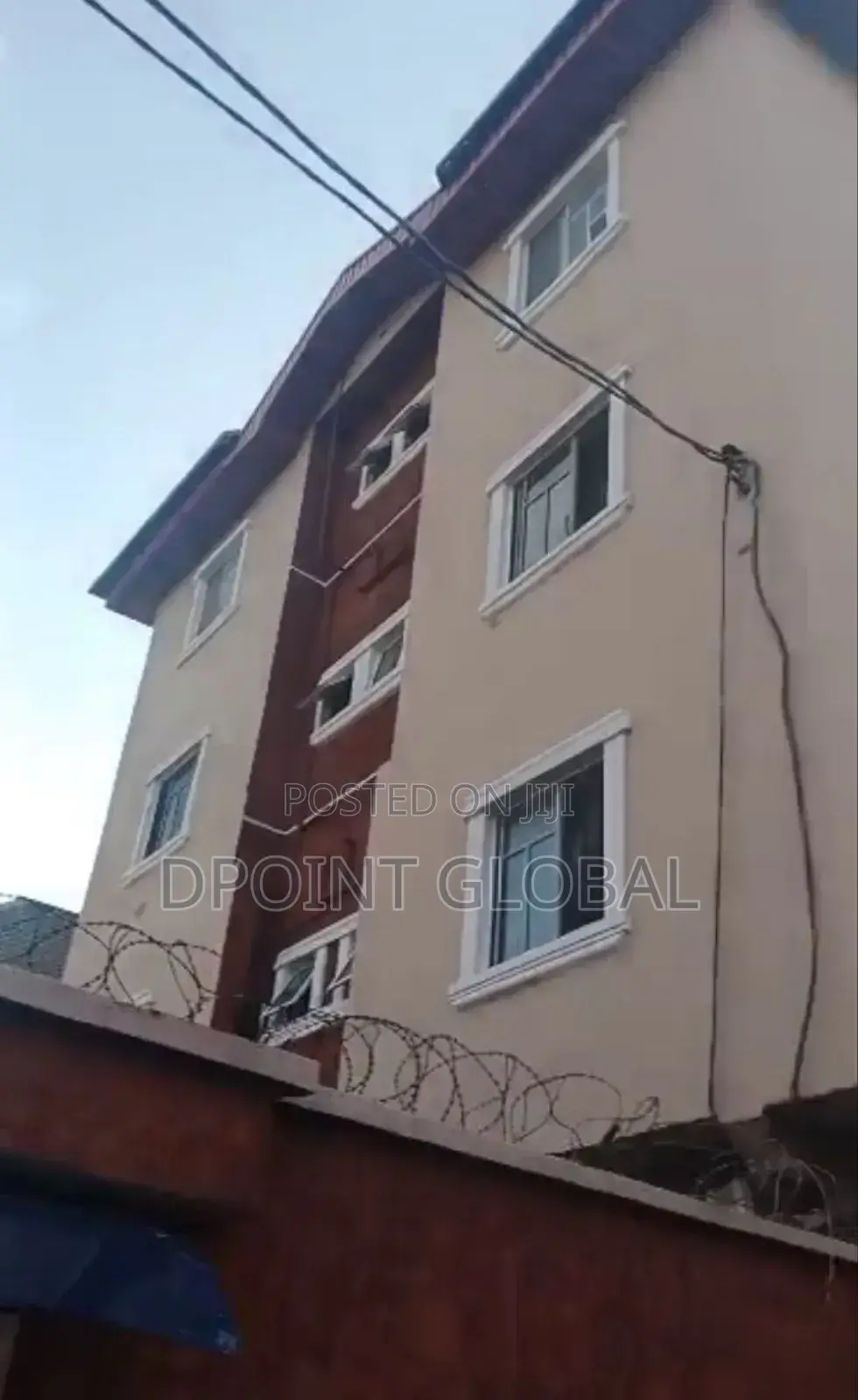 20bdrm Block of Flats in Satellite Town, Amuwo-Odofin for sale in Amuwo-Odofin