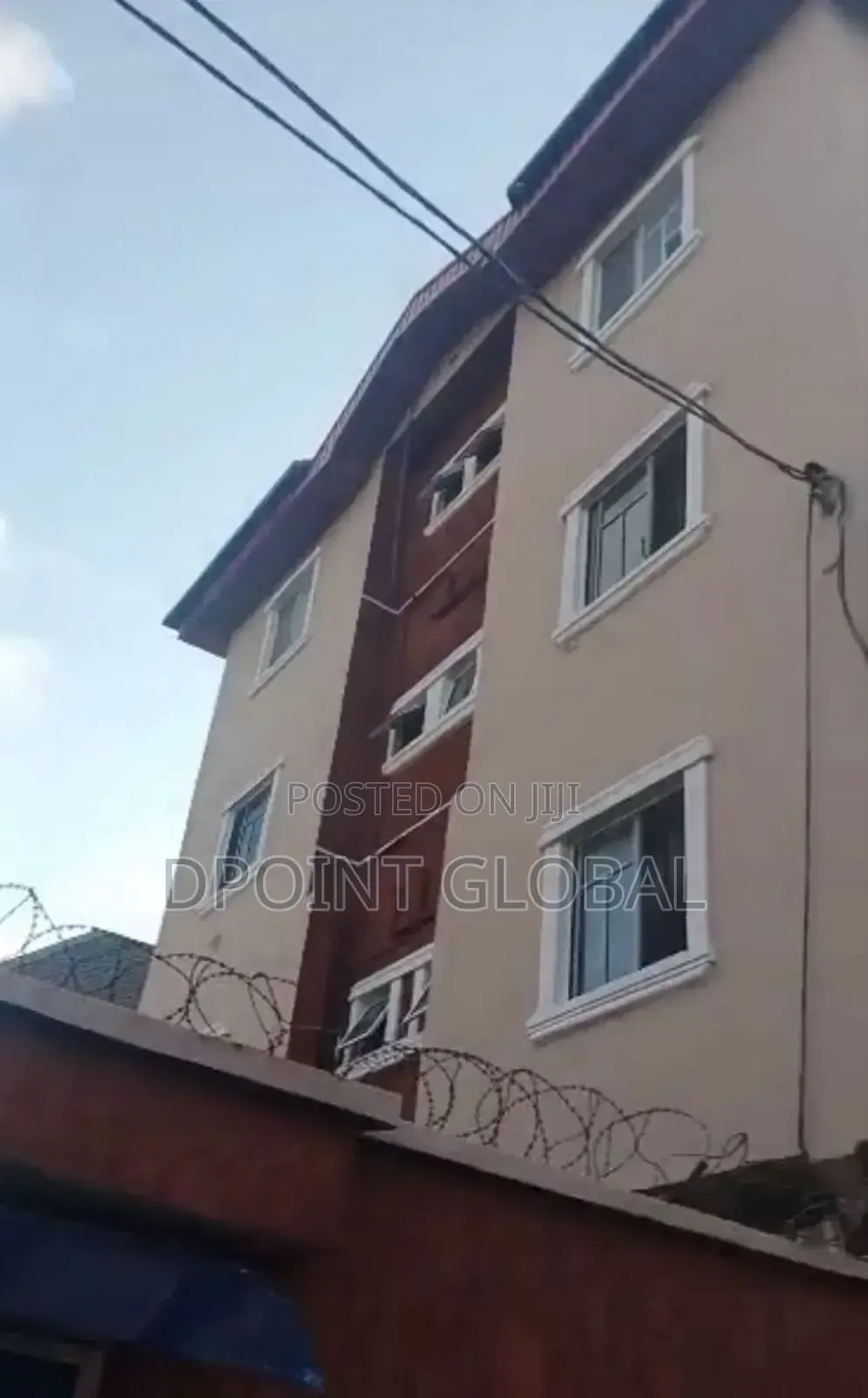 20bdrm Block of Flats in Satellite Town, Amuwo-Odofin for sale in Amuwo-Odofin