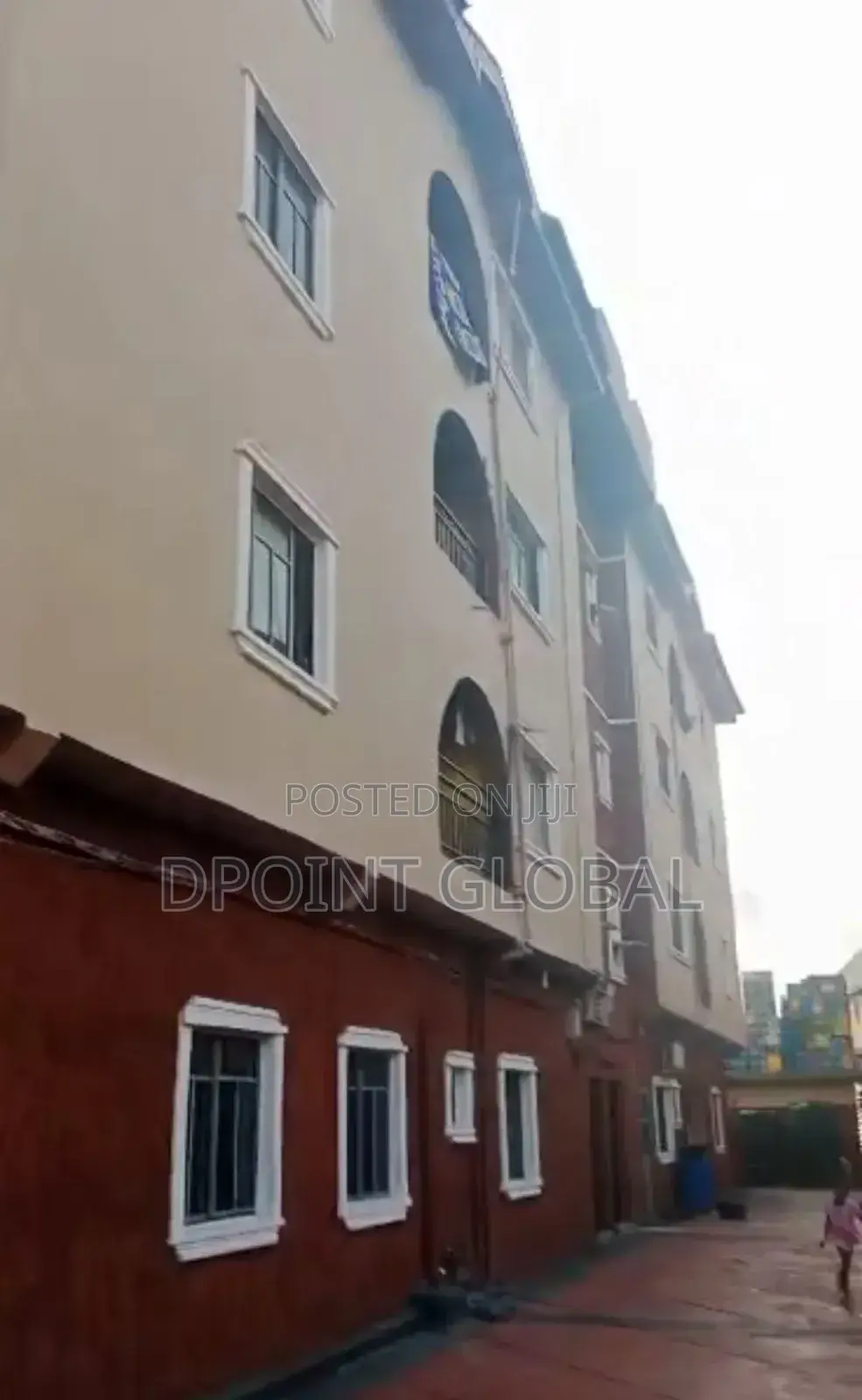 20bdrm Block of Flats in Satellite Town, Amuwo-Odofin for sale in Amuwo-Odofin