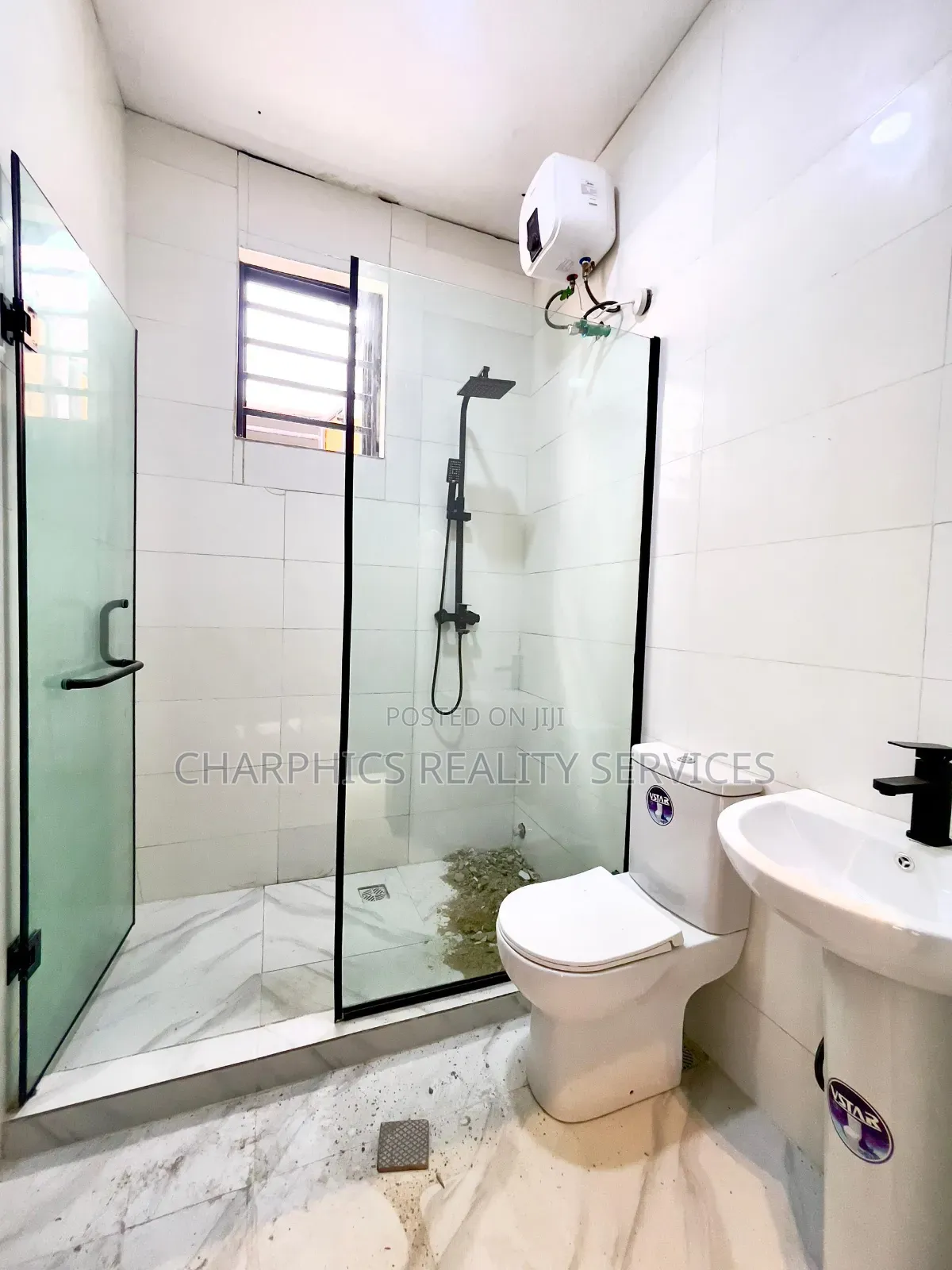 4bdrm Duplex in Ikota for sale in Ikota
