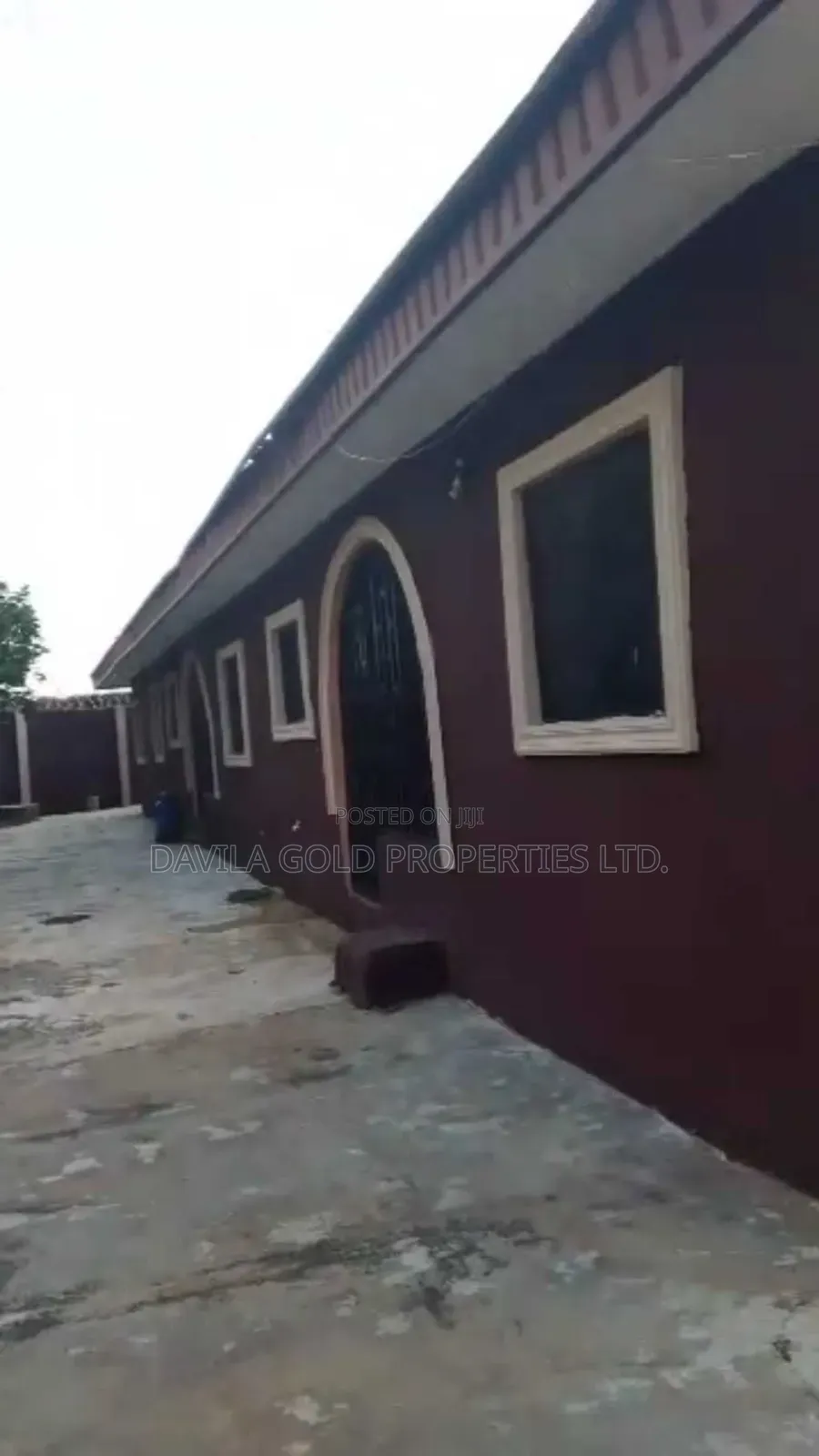 7bdrm Block of Flats in Benin City for sale in Benin City
